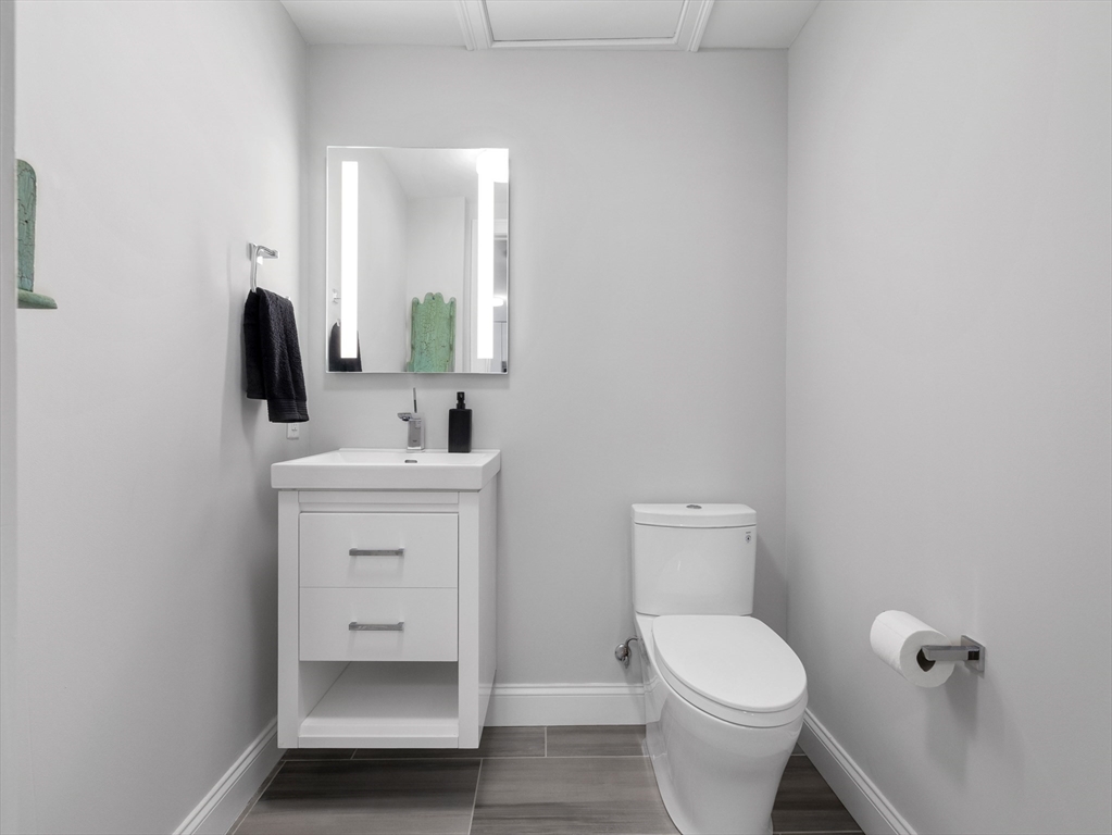 771 Harrison Ave # 308