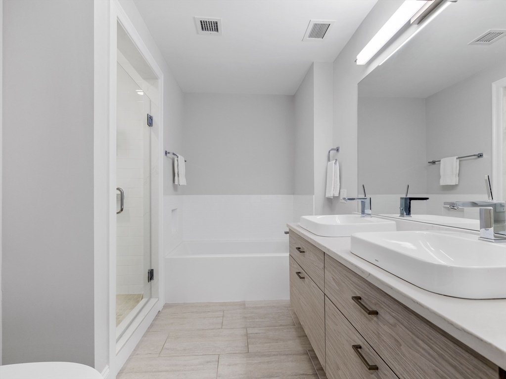 771 Harrison Ave # 308