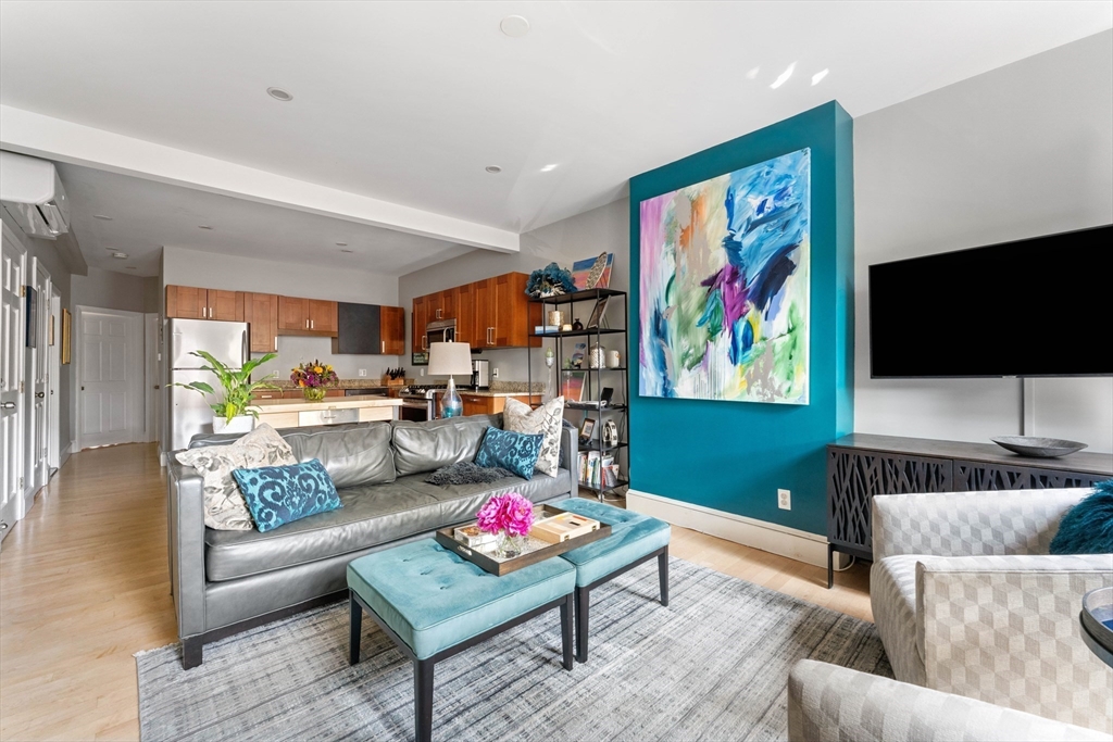 112 Union Park St # 2