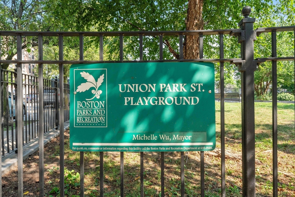 112 Union Park St # 2