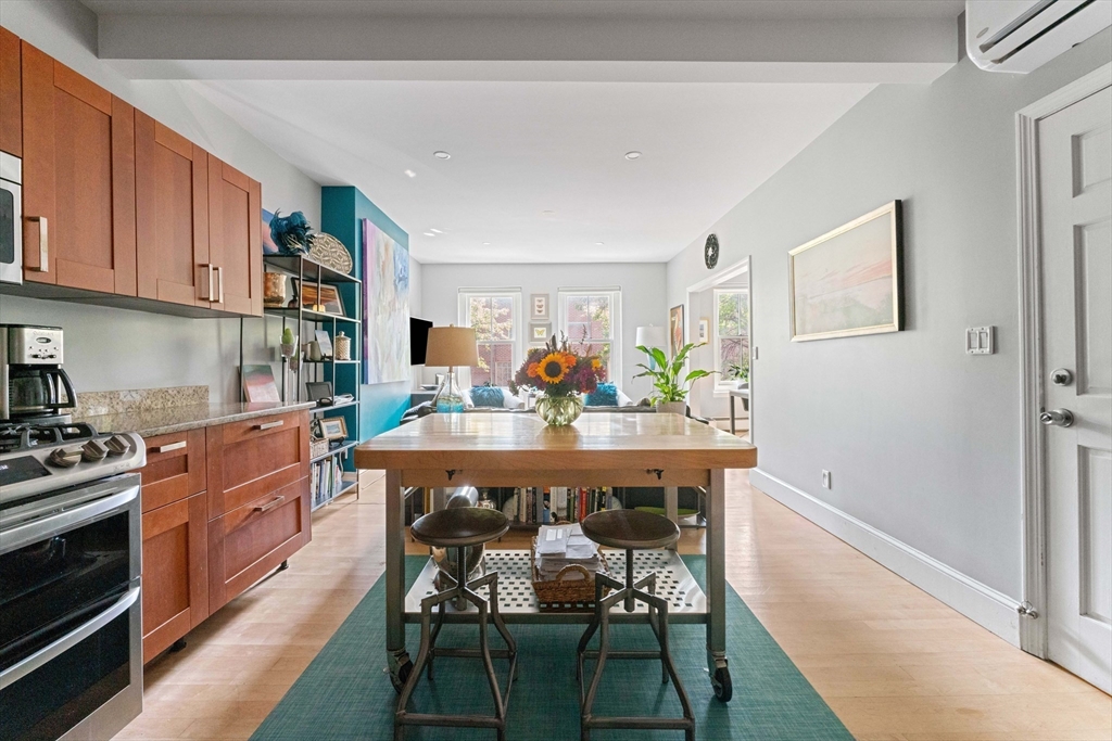 112 Union Park St # 2