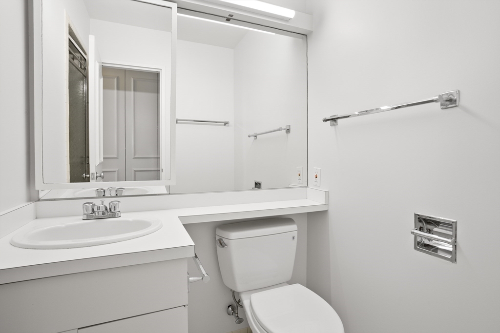 180 Beacon Street # 7F