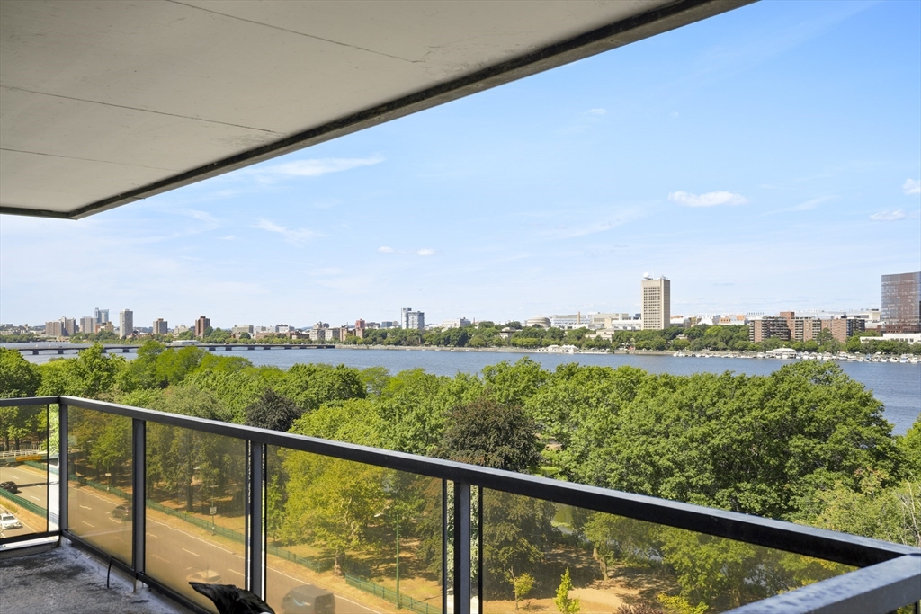 180 Beacon Street # 7F