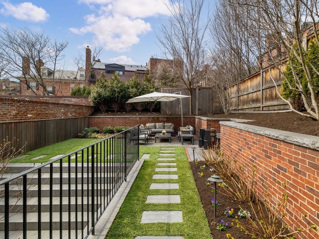 5 Joy Street # 1 Unit: #1