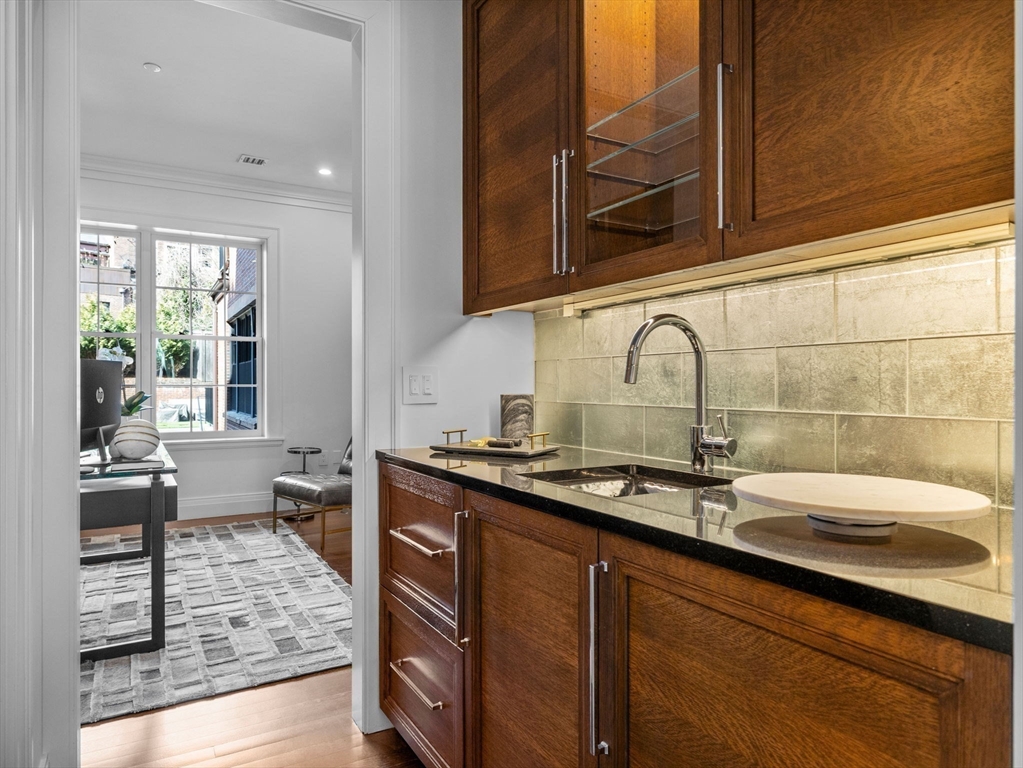 5 Joy Street # 1 Unit: #1