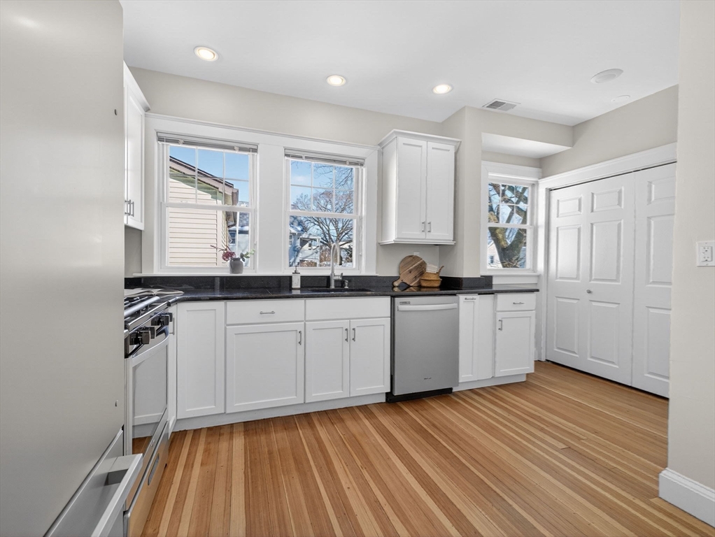 57 Lexington St # 57