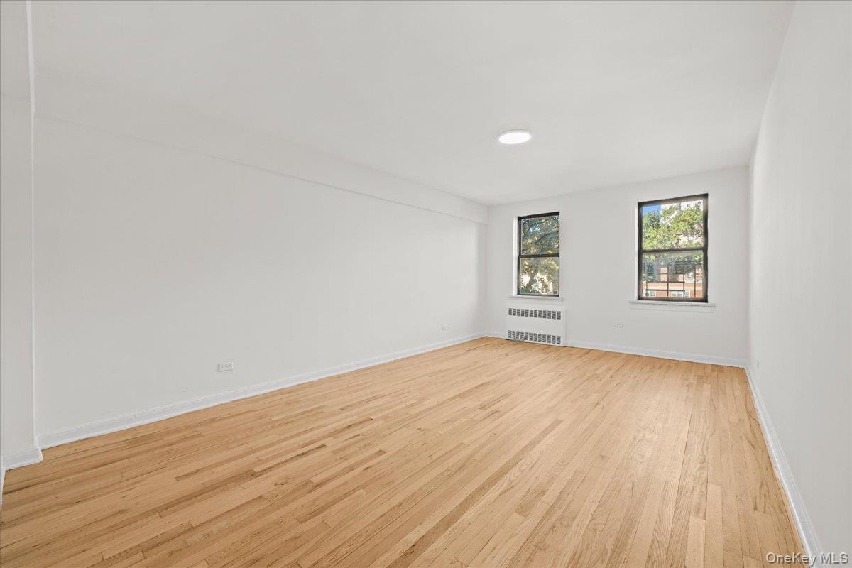 3260 Netherland Avenue Unit: 4C