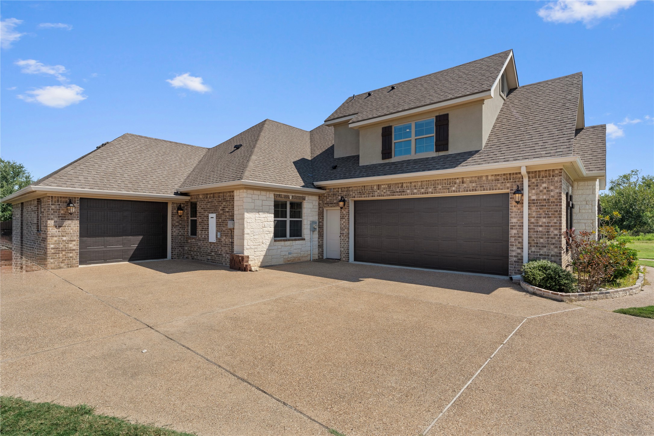 529 Perry Lane
