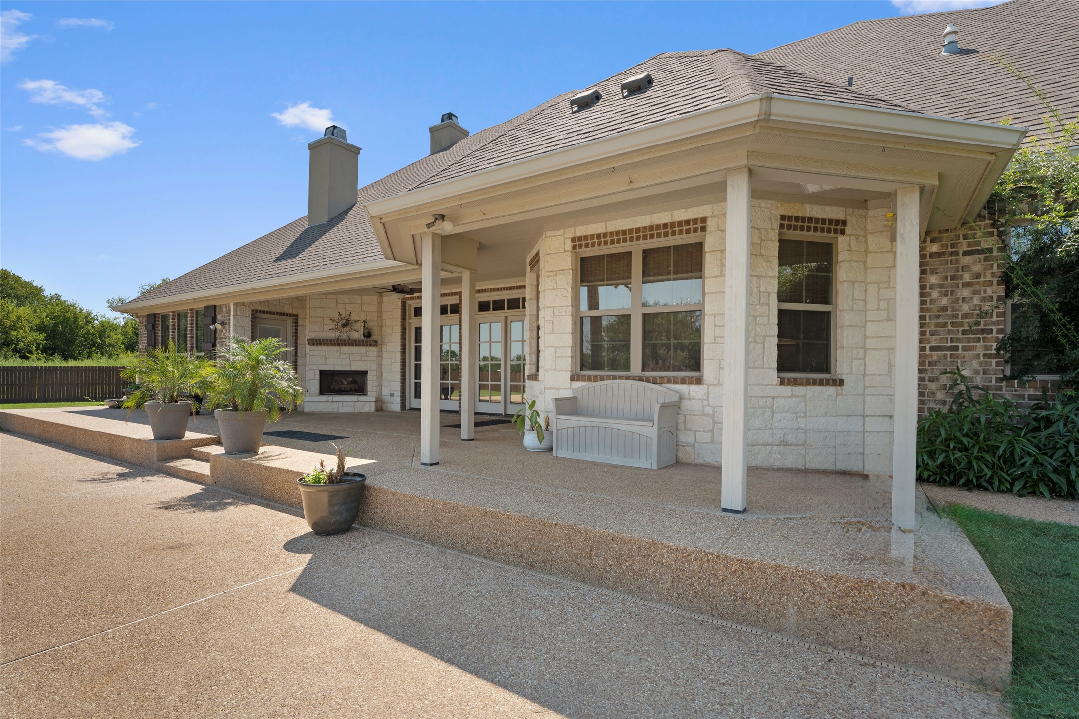 529 Perry Lane
