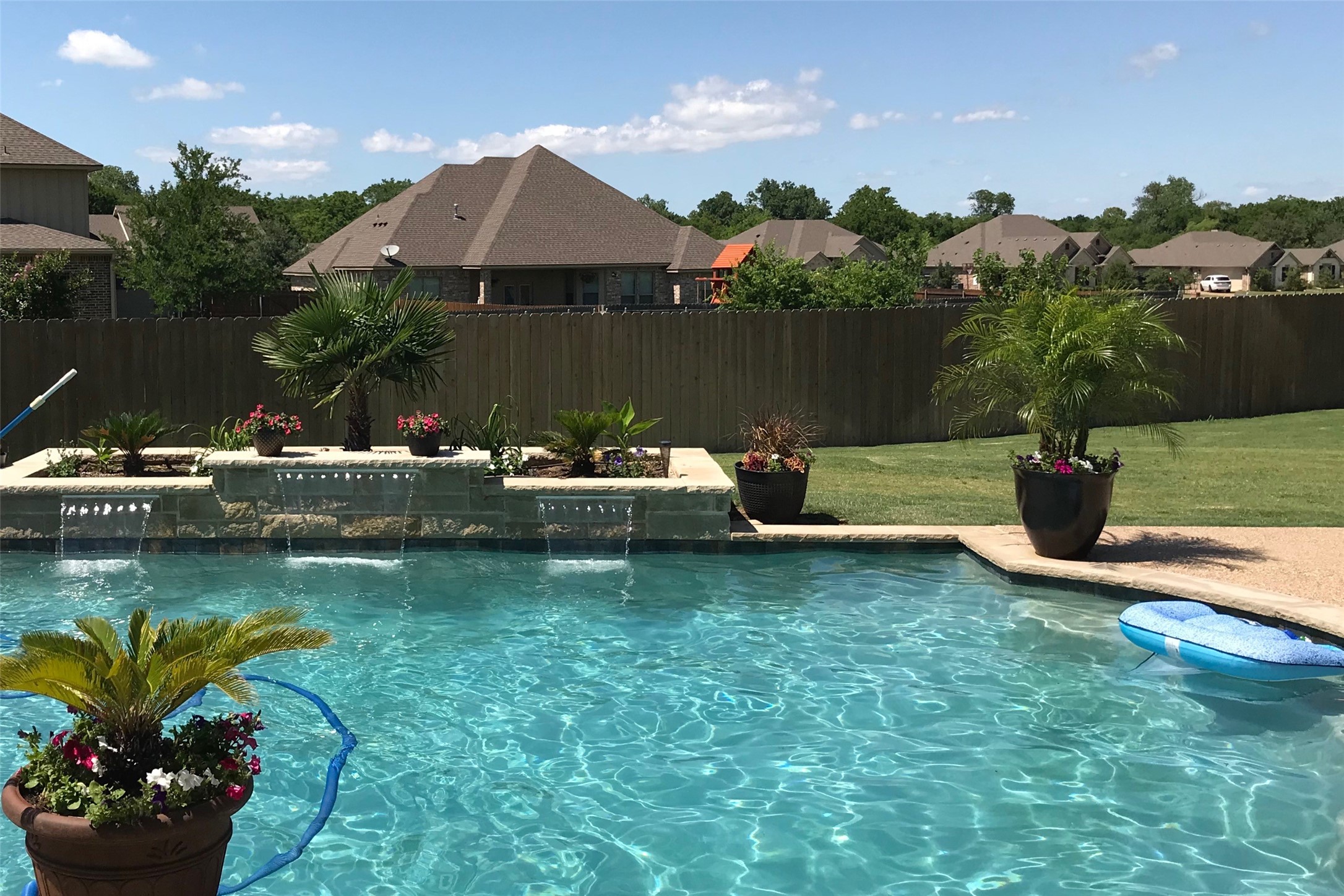 529 Perry Lane