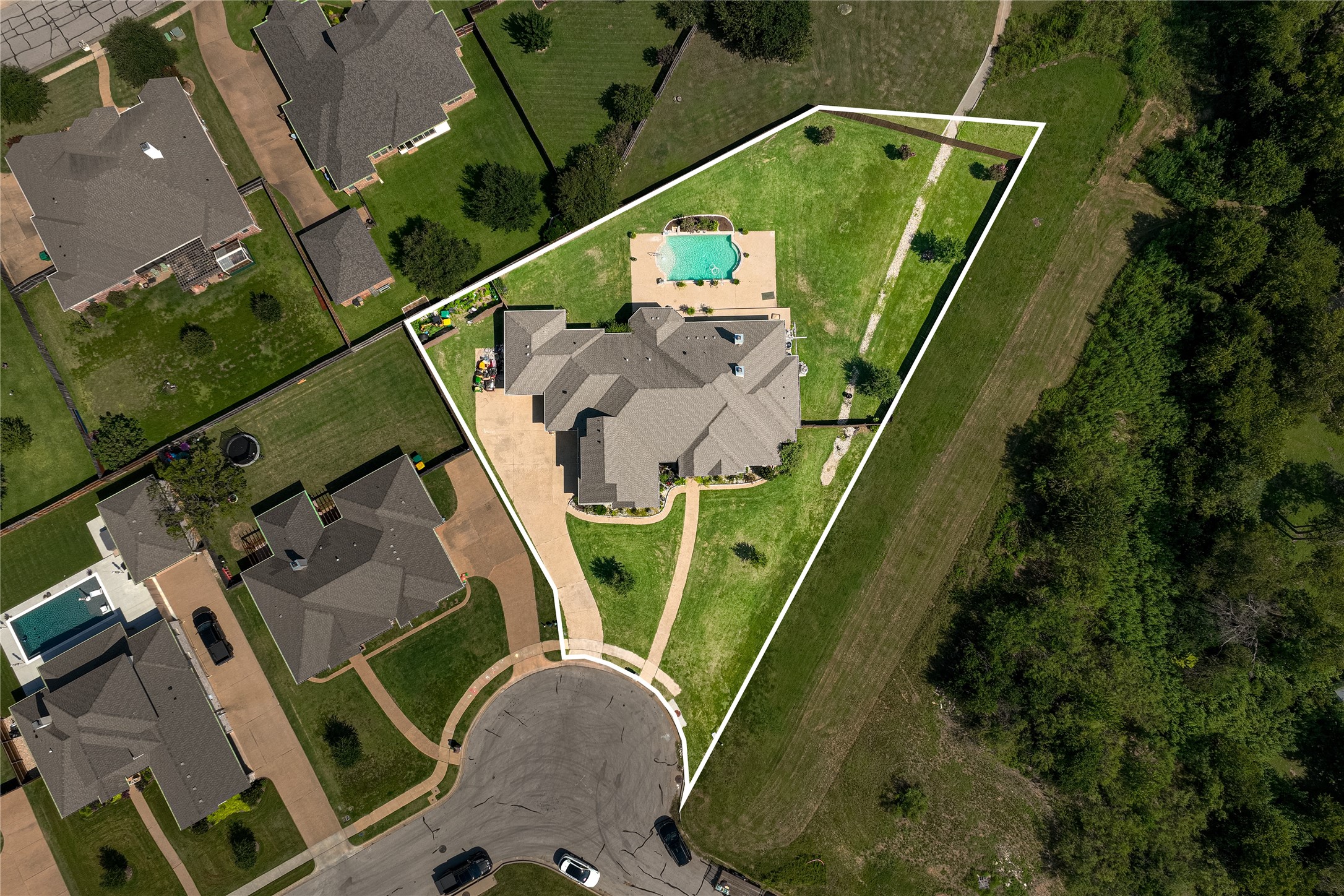 529 Perry Lane