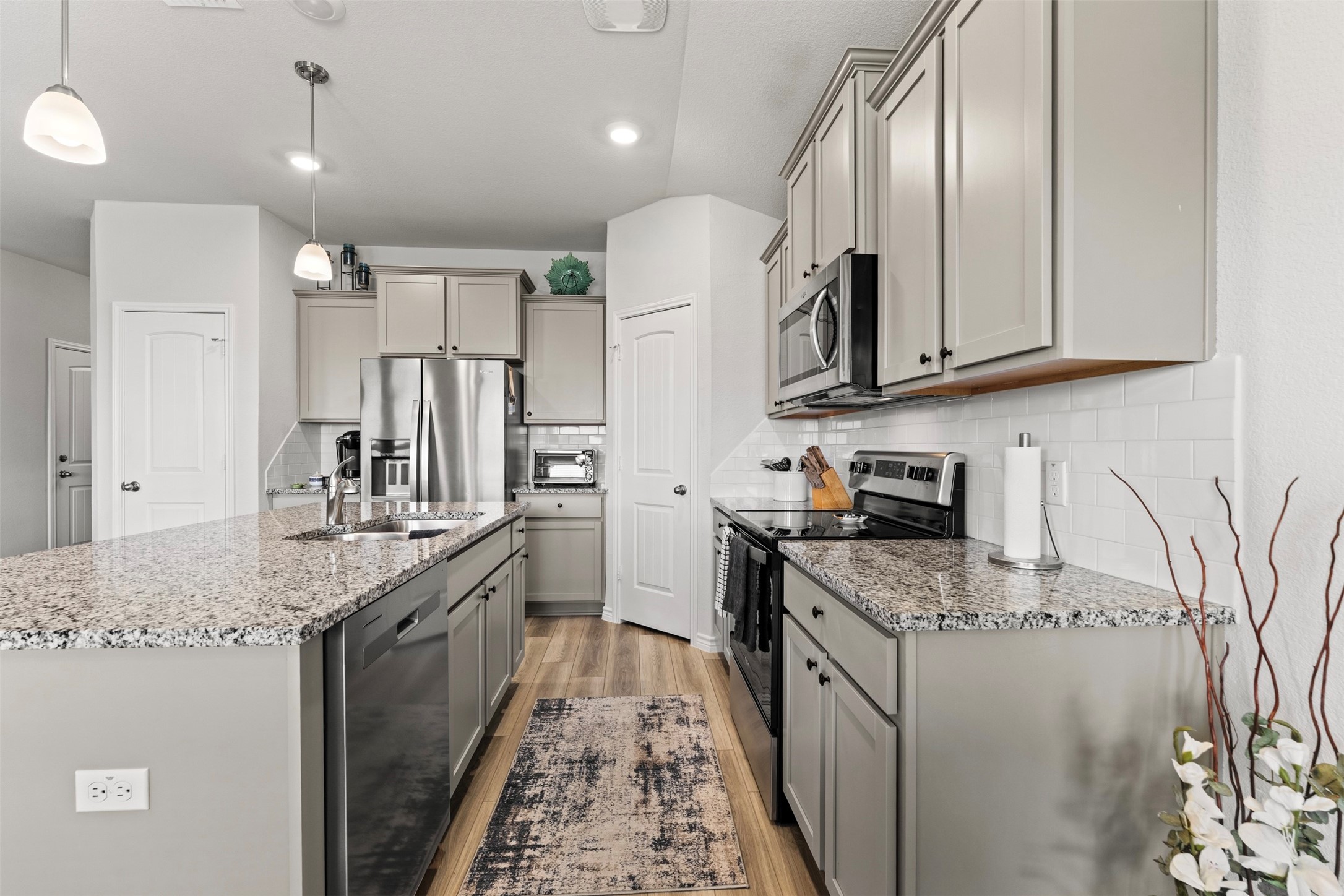 10805 Peperak Court