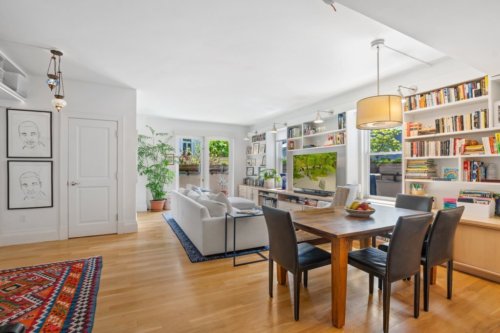 171 S PORTLAND Avenue 2B