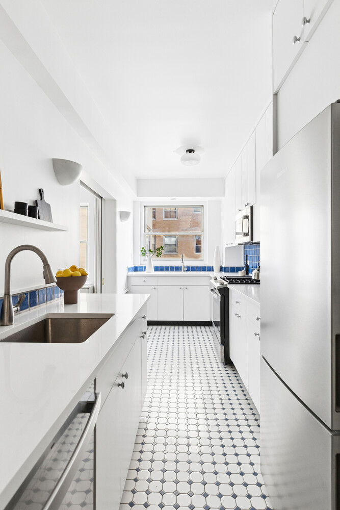 710 PARK Avenue 11DE