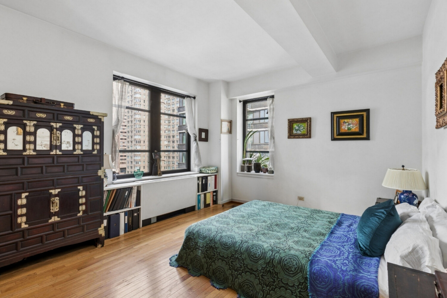 43 W 61ST Street 16H