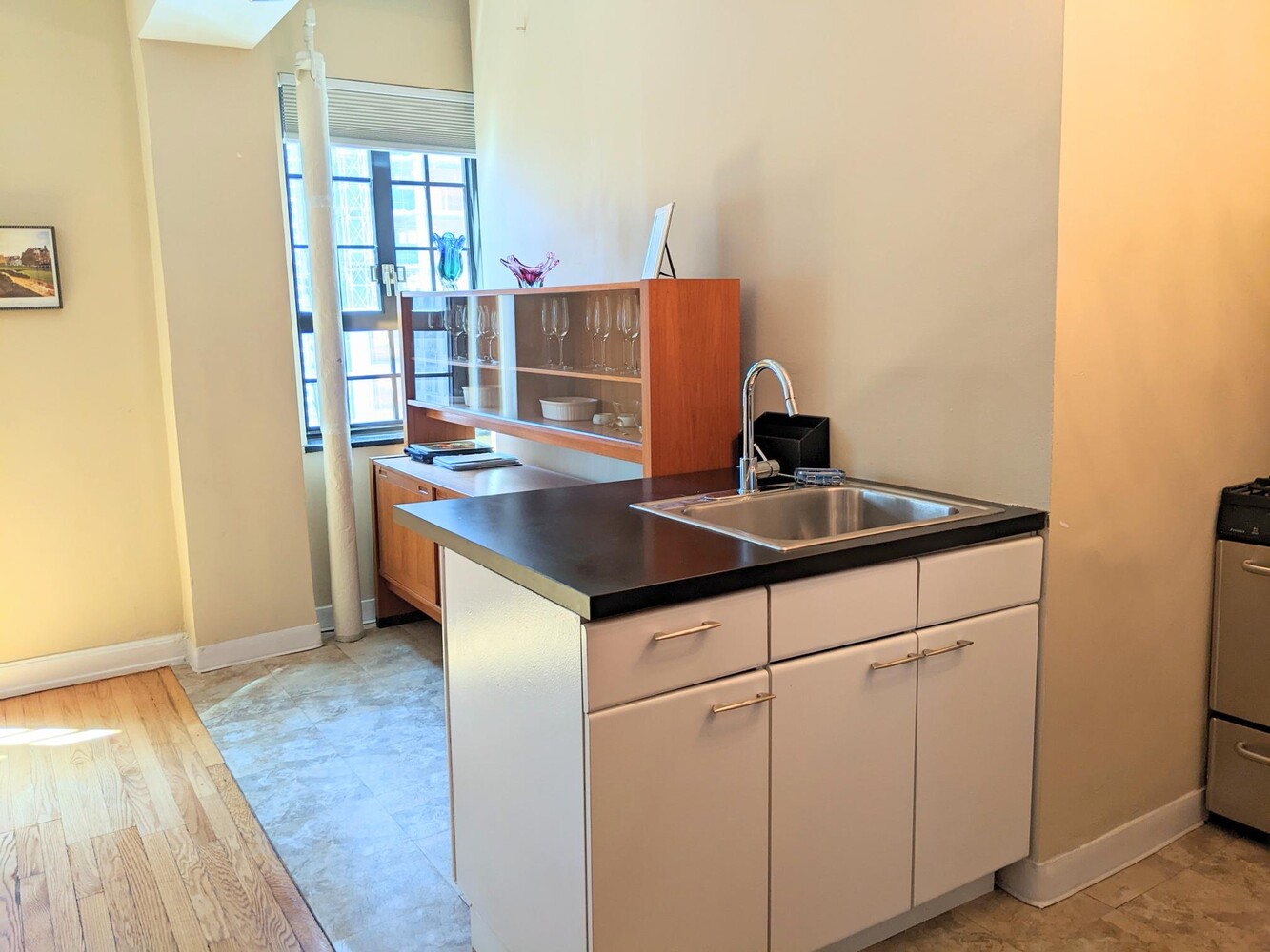 211 E 35TH Street 10G