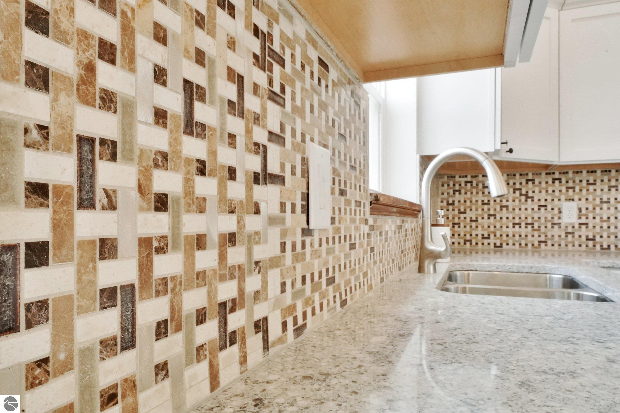 174 Thrive Boulevard # 18