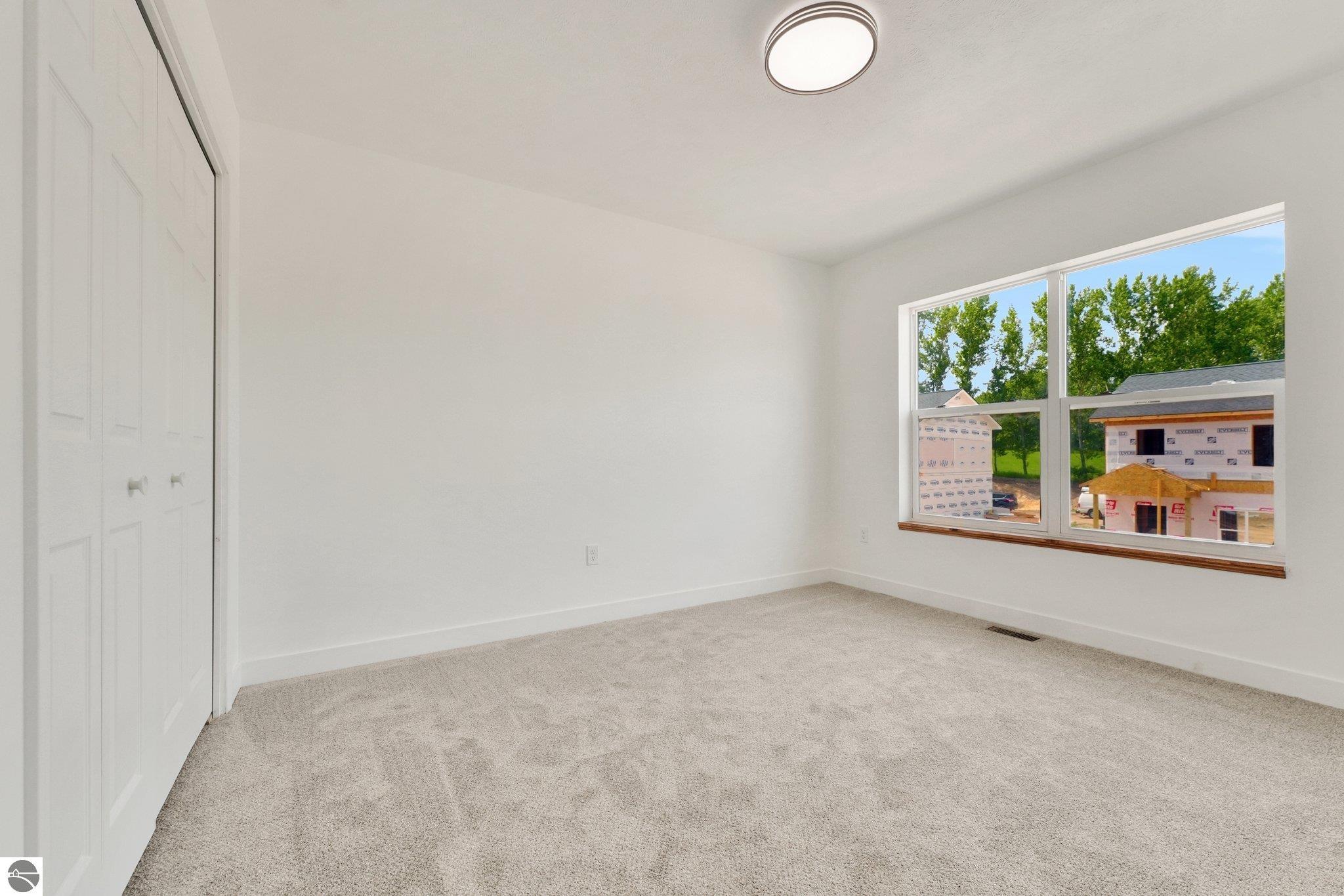 174 Thrive Boulevard # 18