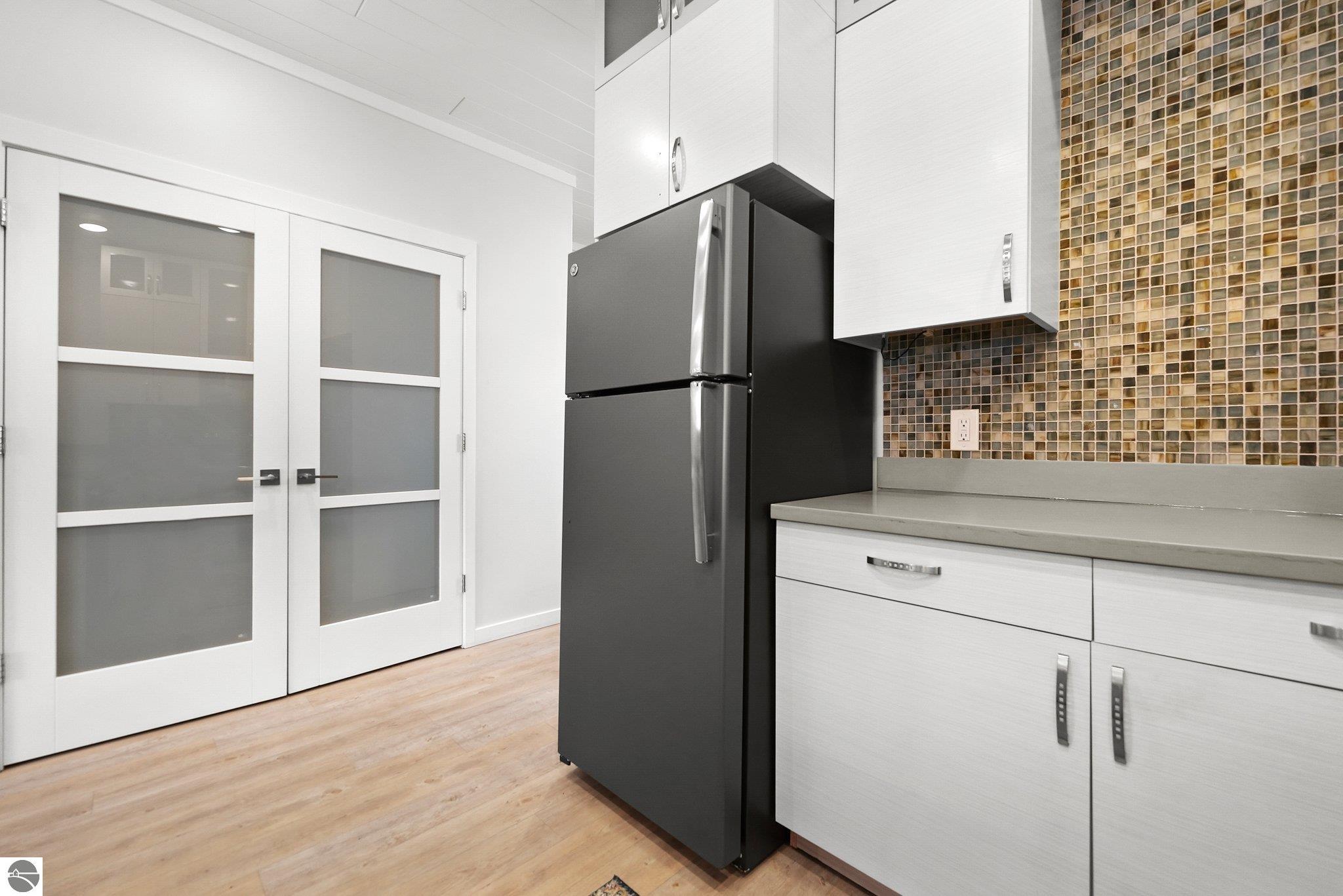 917 Third Street # 12