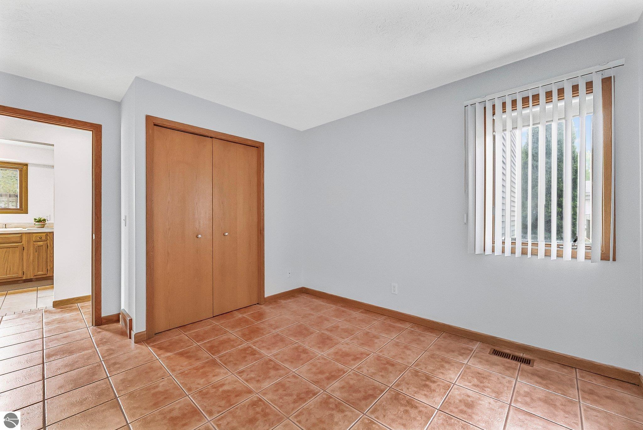 2683 Green Meadows Drive # 10