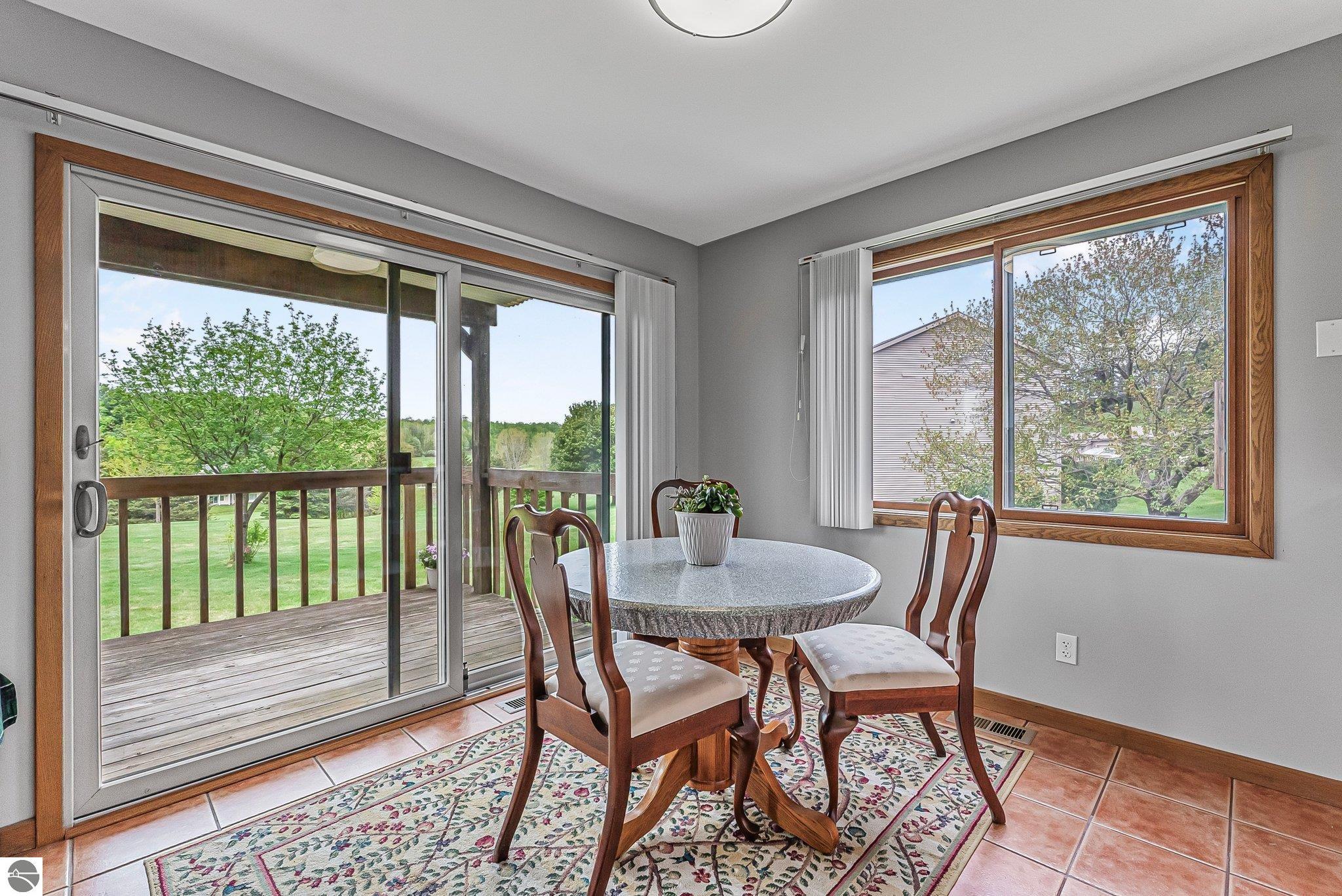 2683 Green Meadows Drive # 10