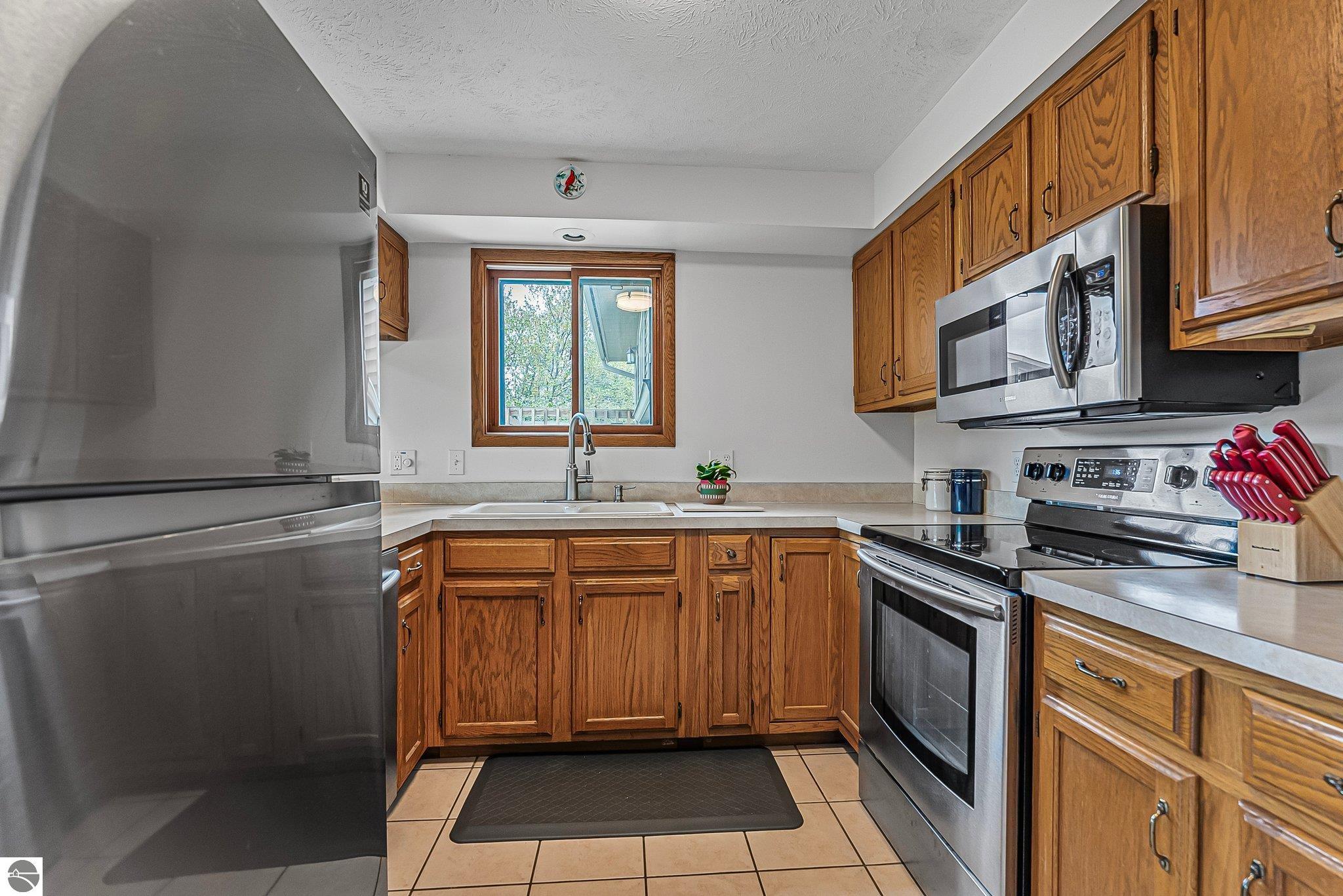 2683 Green Meadows Drive # 10