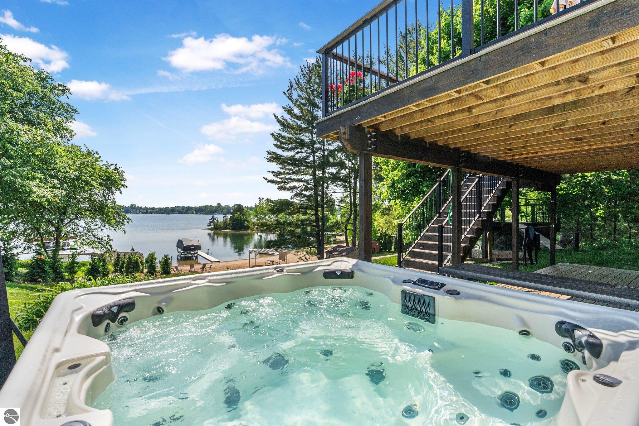 5163 Silver Cove Drive