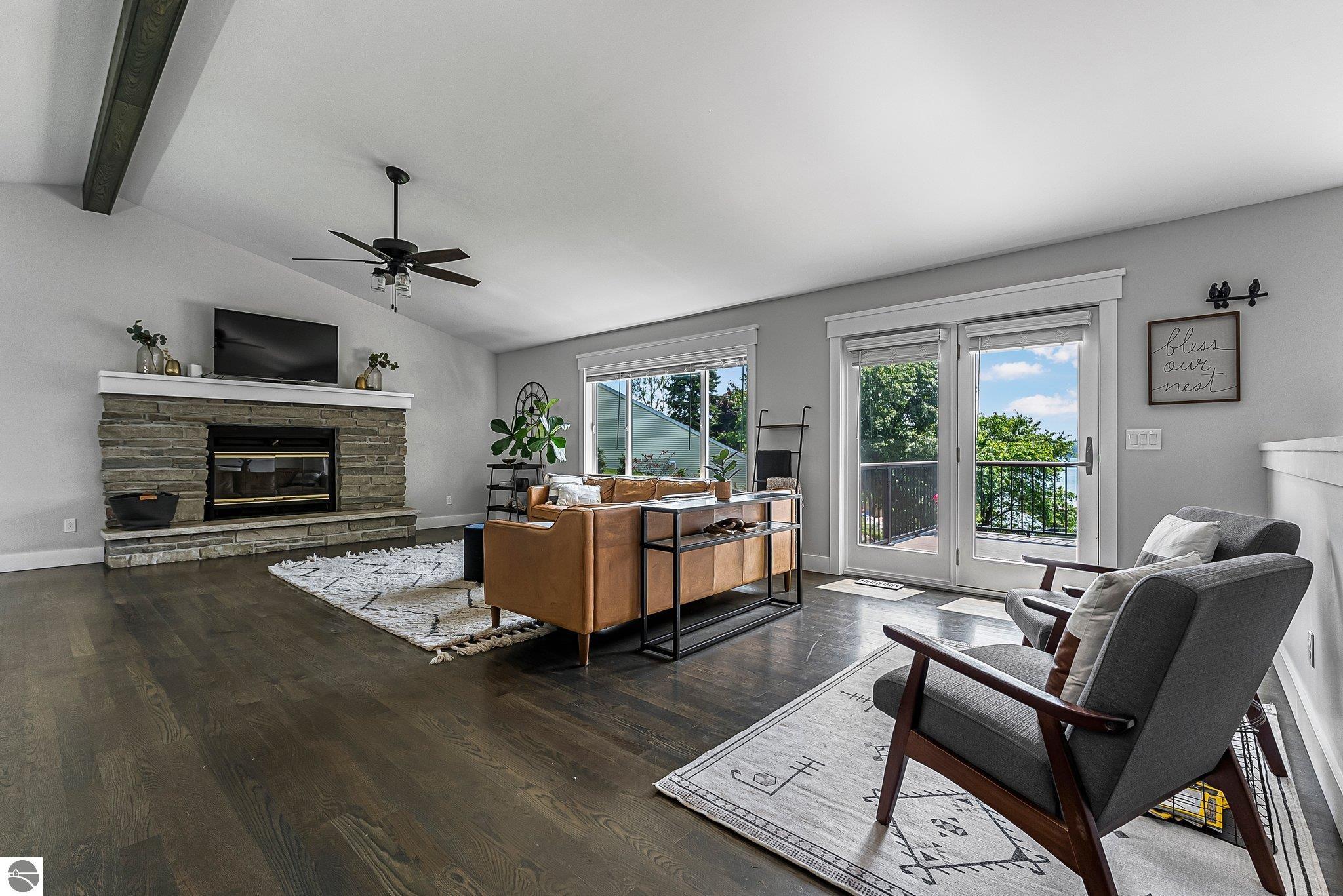 5163 Silver Cove Drive