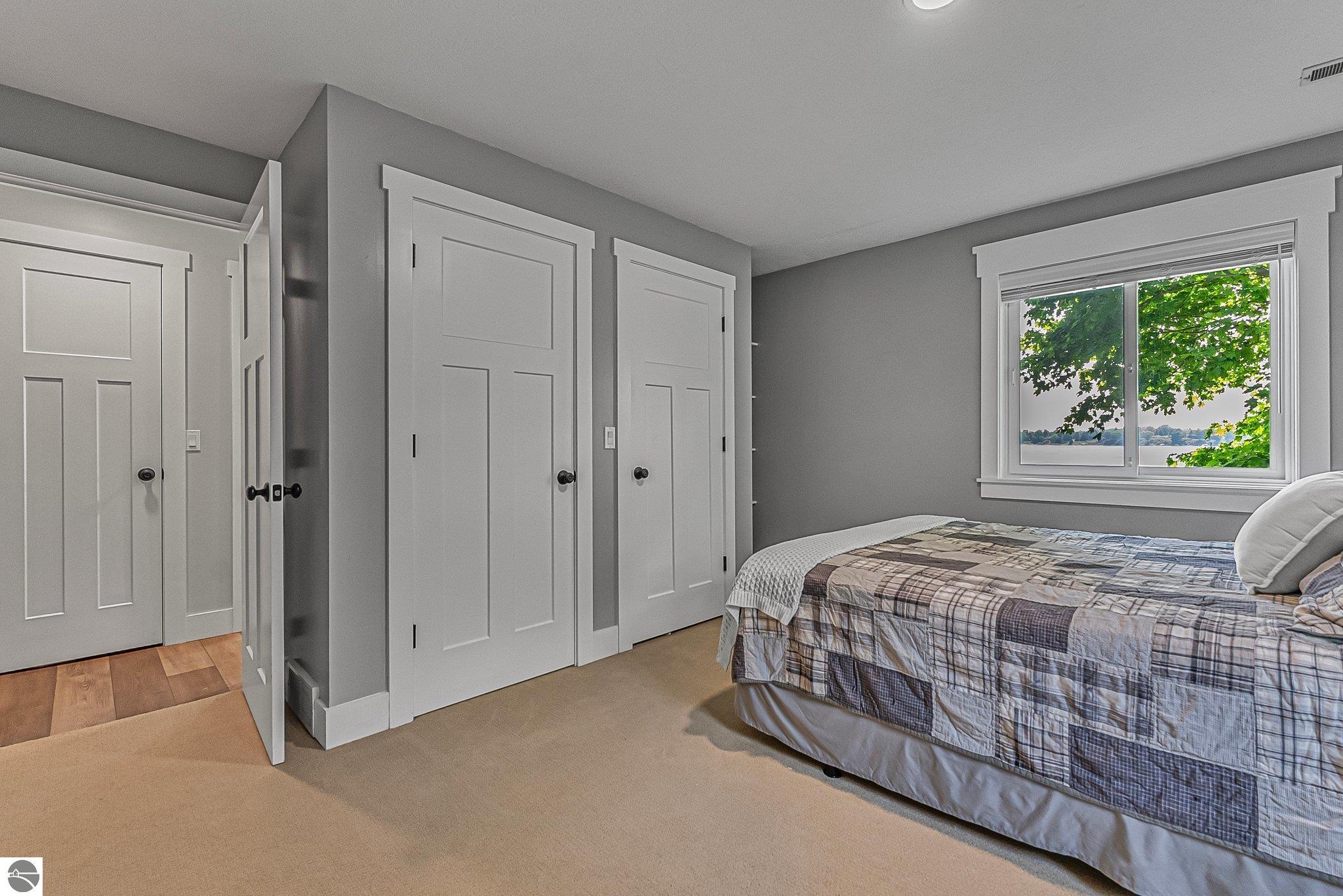 5163 Silver Cove Drive