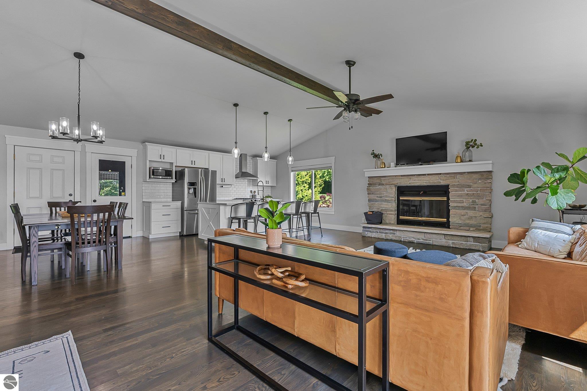 5163 Silver Cove Drive