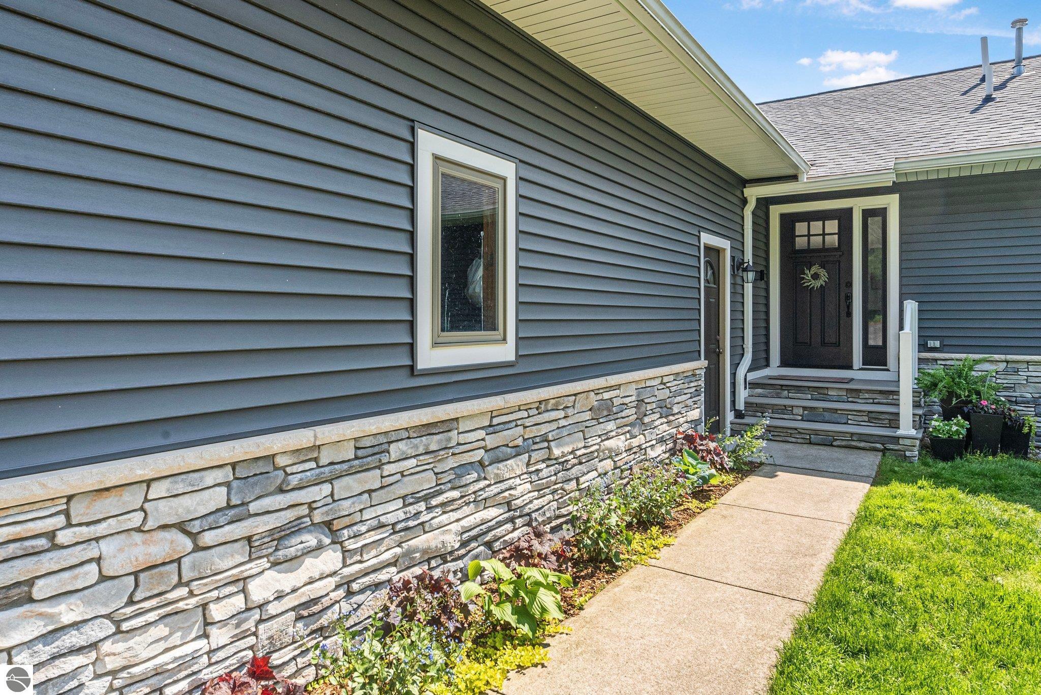 5163 Silver Cove Drive