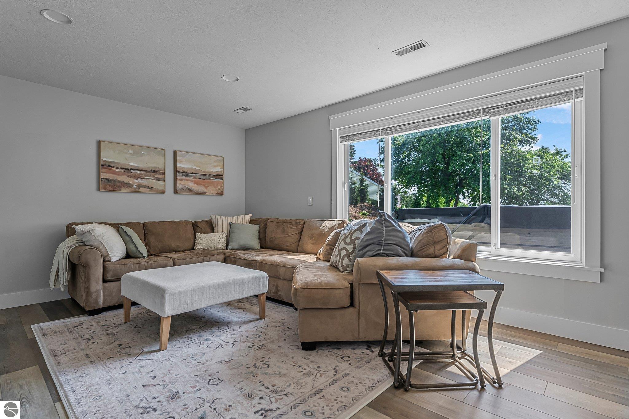 5163 Silver Cove Drive