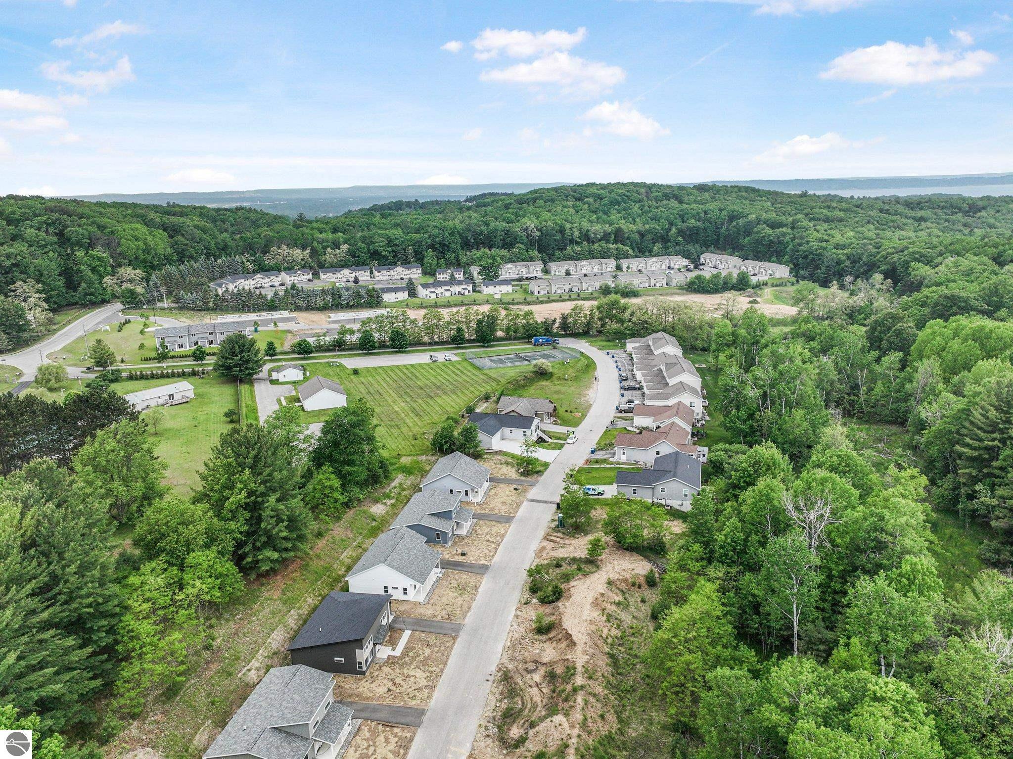 3872 Falling Leaf Trail