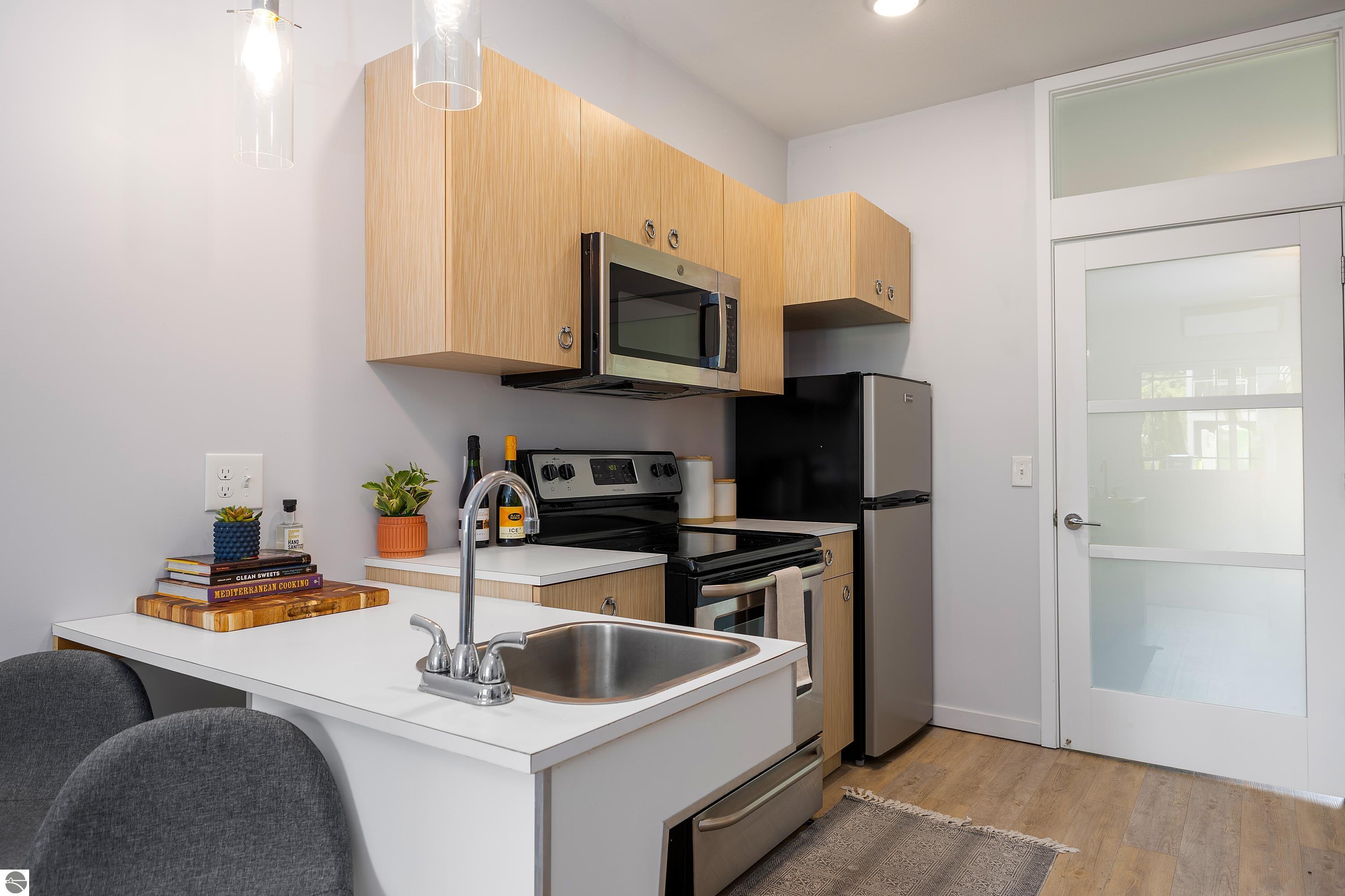 917 Third Street # 8