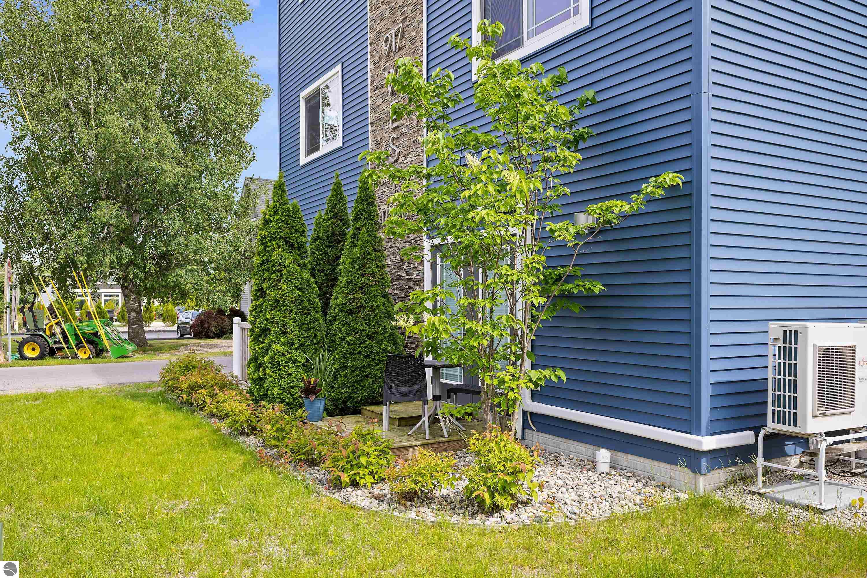917 Third Street # 8