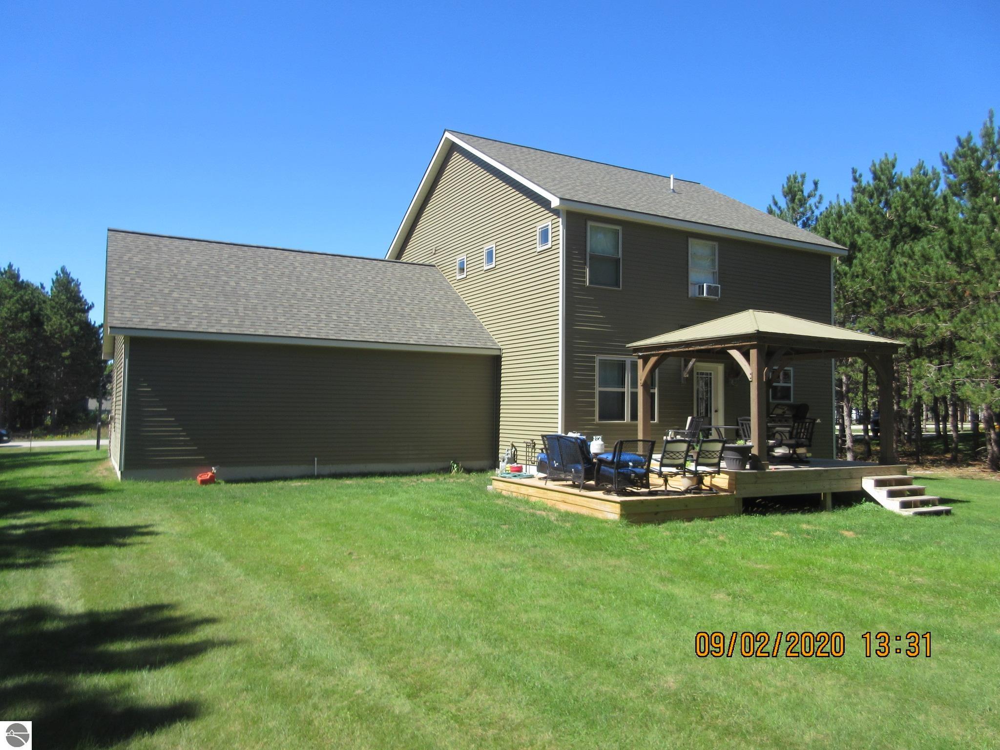 10468 Fencepost Lane