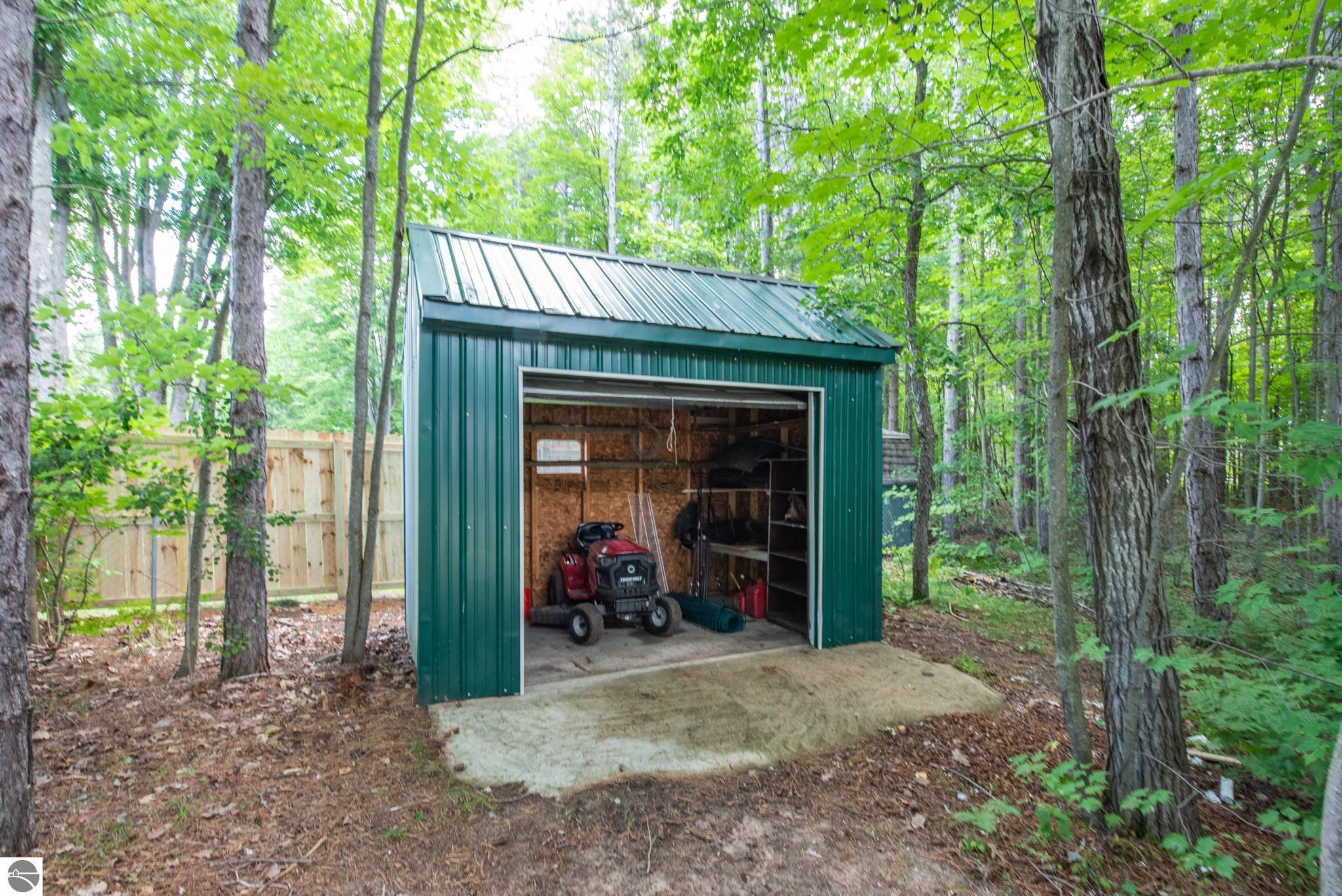 2078 Timber Trail, NE