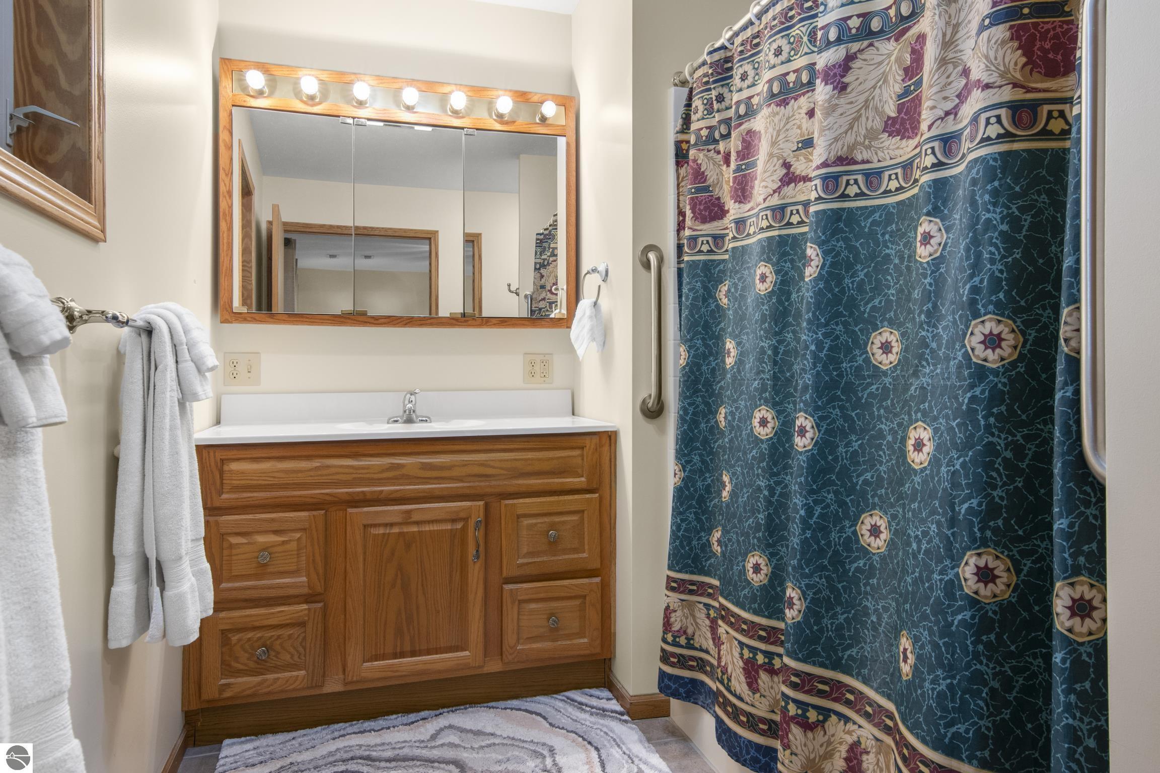 2078 Timber Trail, NE