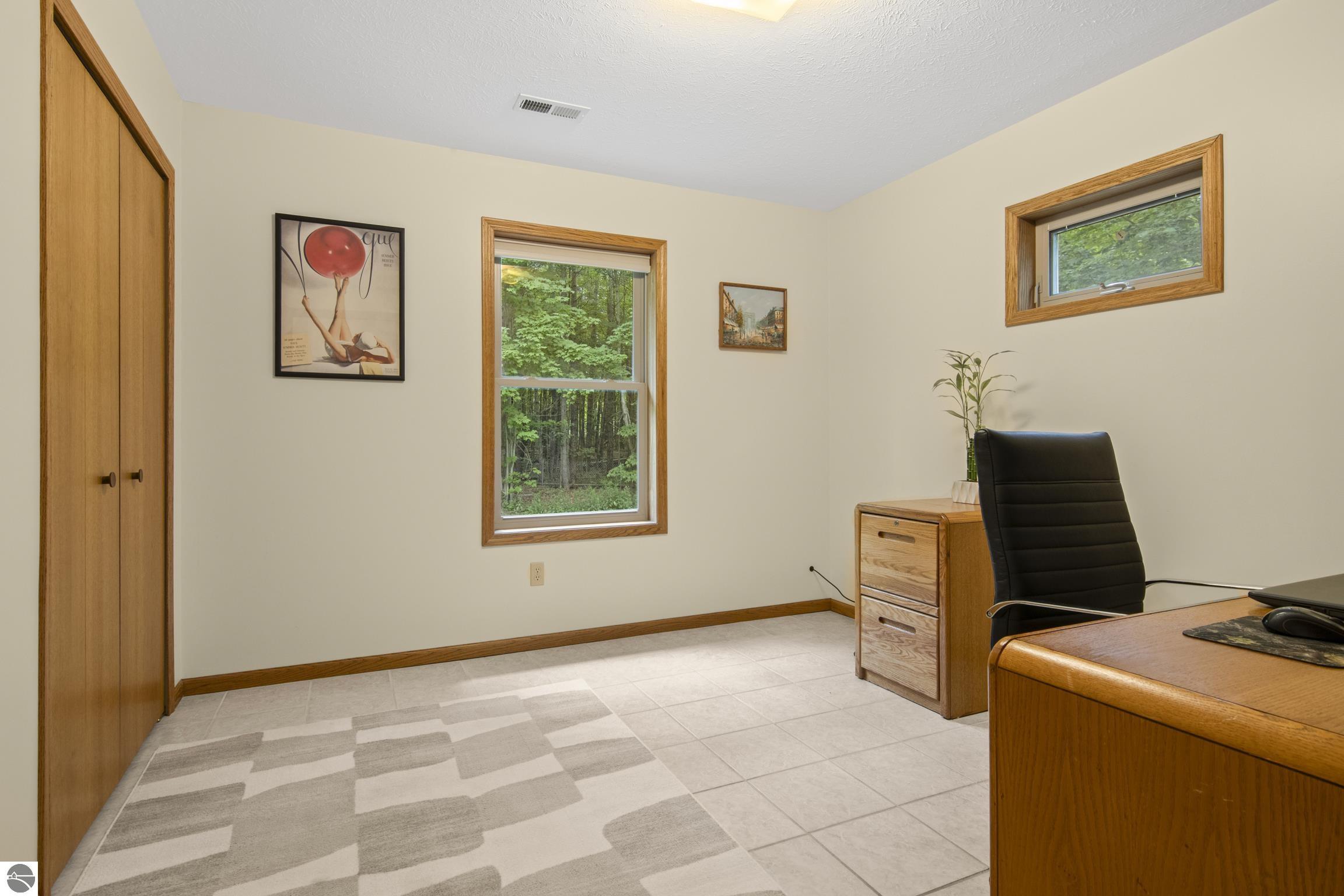 2078 Timber Trail, NE