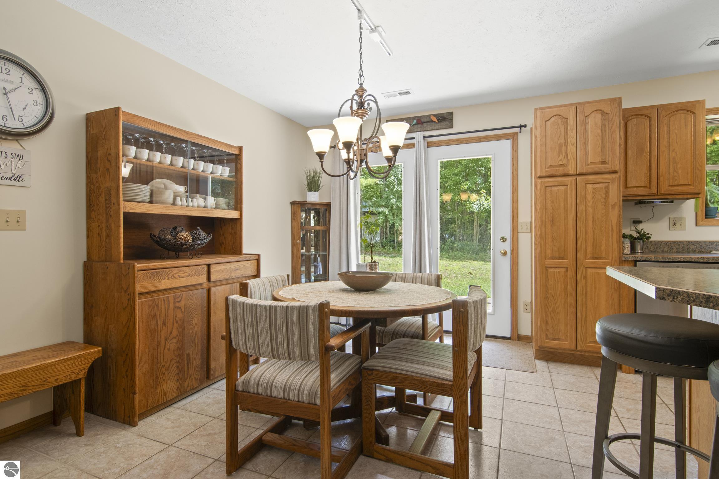 2078 Timber Trail, NE