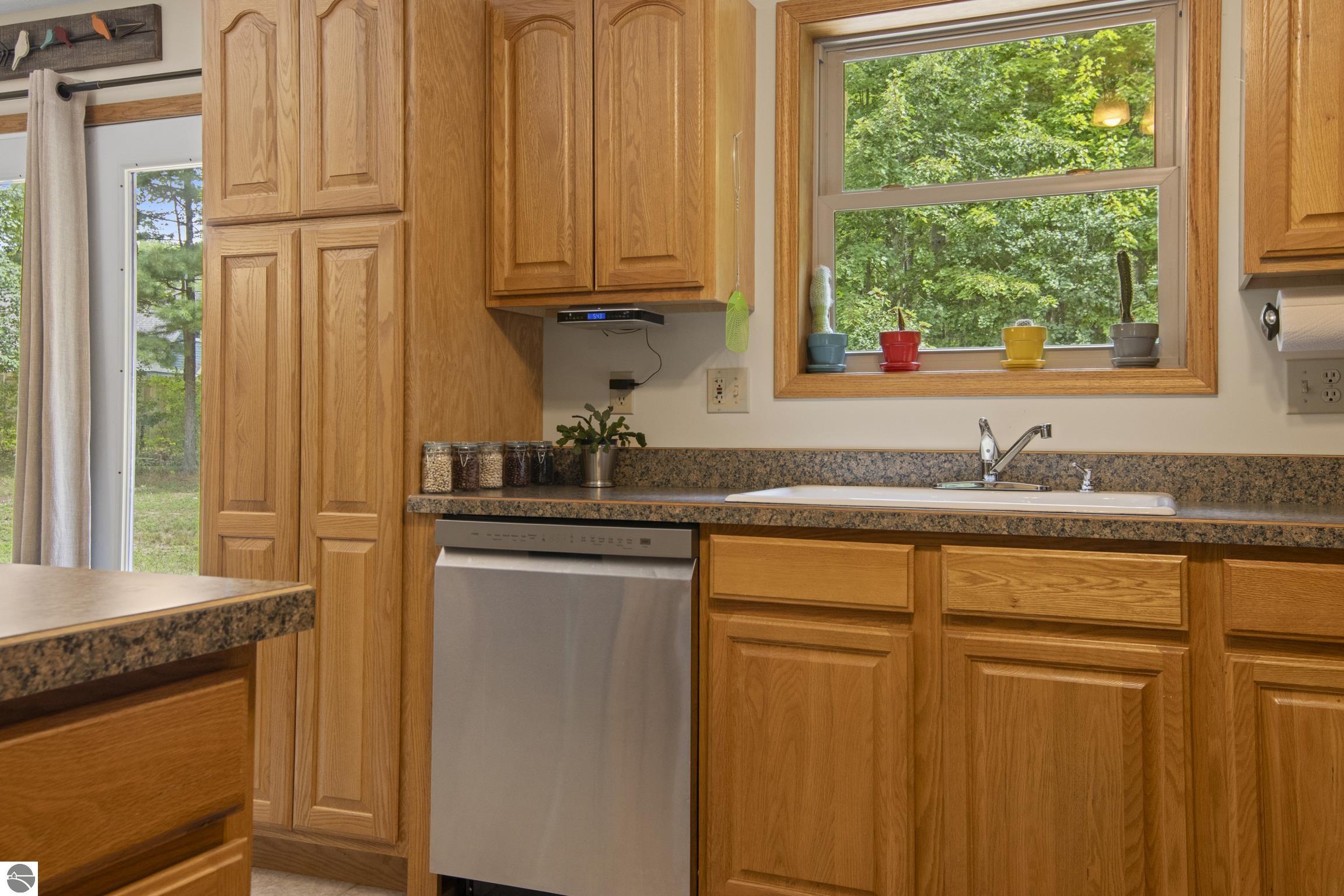 2078 Timber Trail, NE