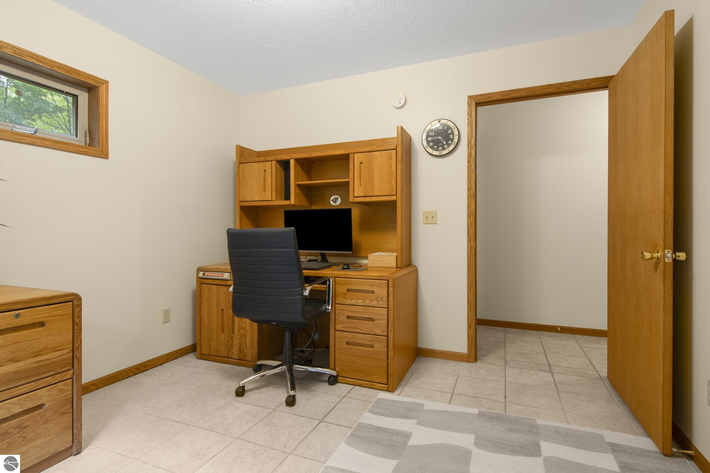 2078 Timber Trail, NE