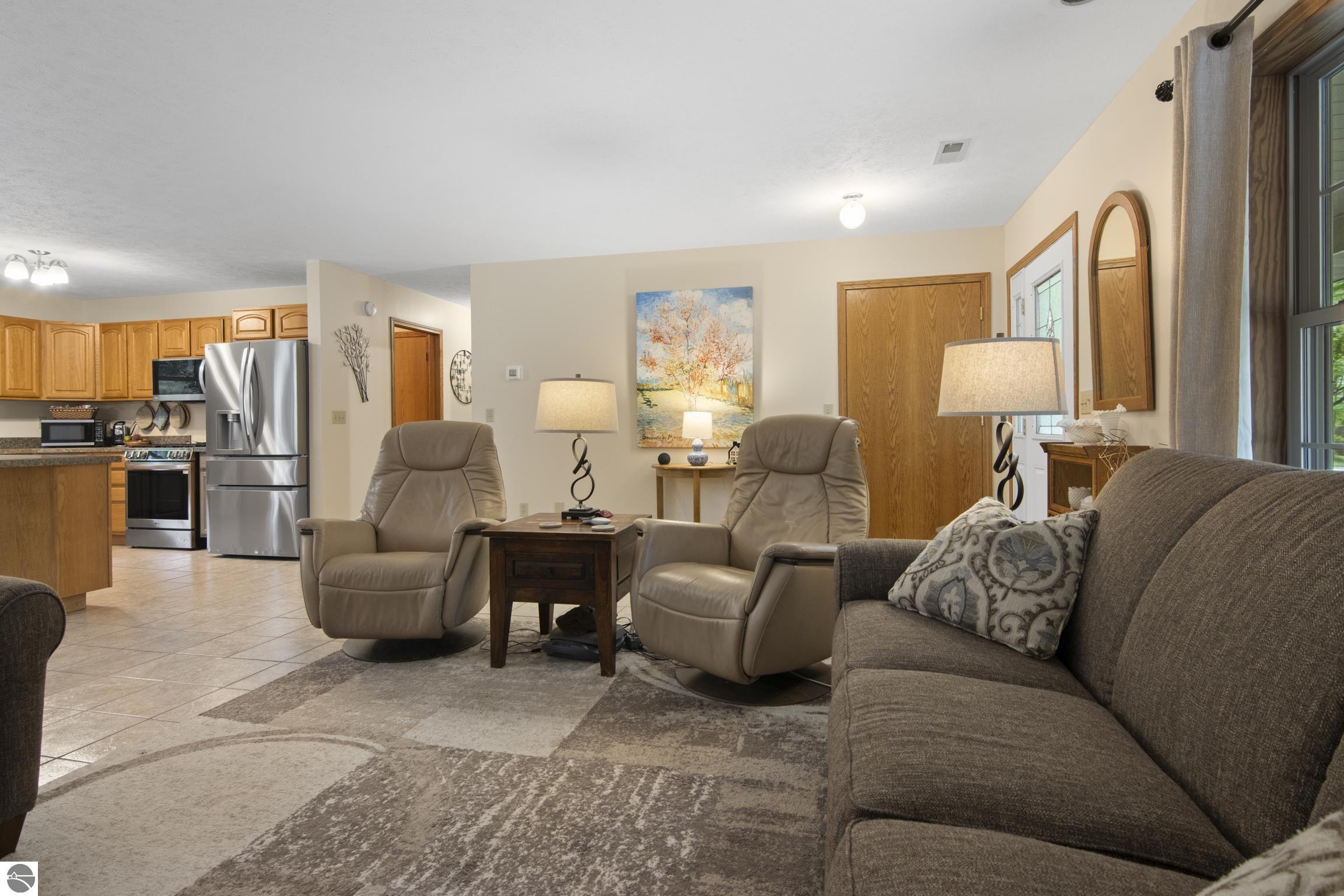 2078 Timber Trail, NE