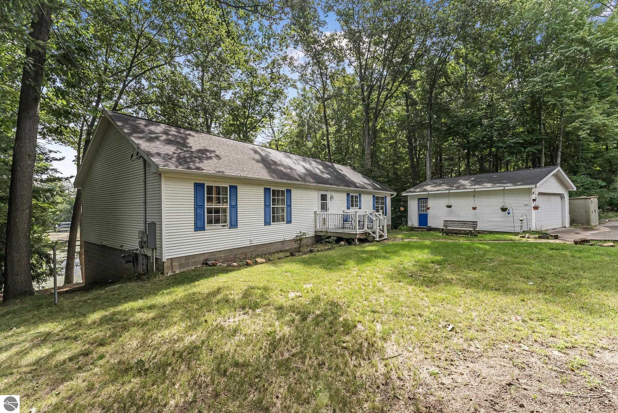 4056 N Spider Lake Road