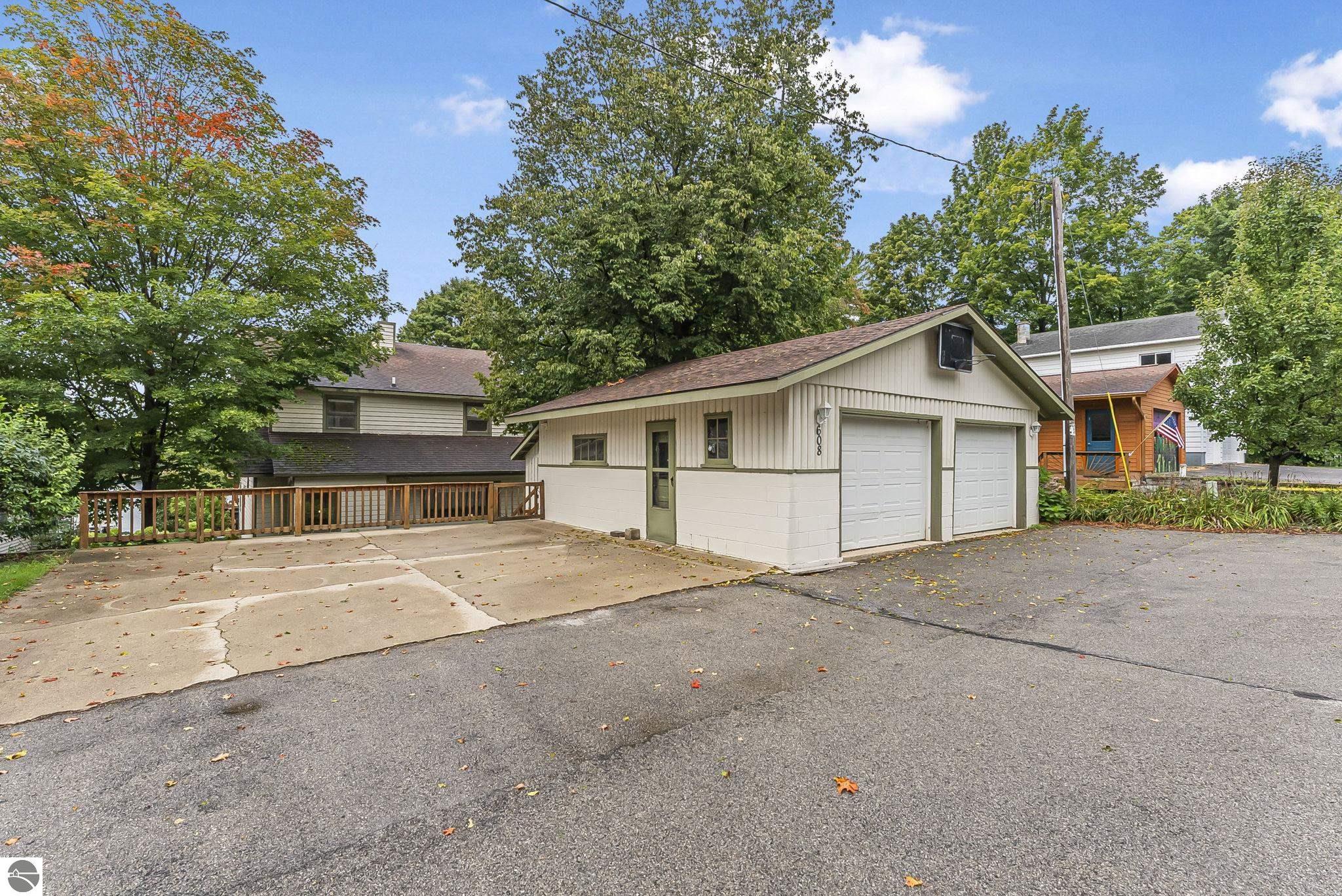 608 Brakel Point Drive