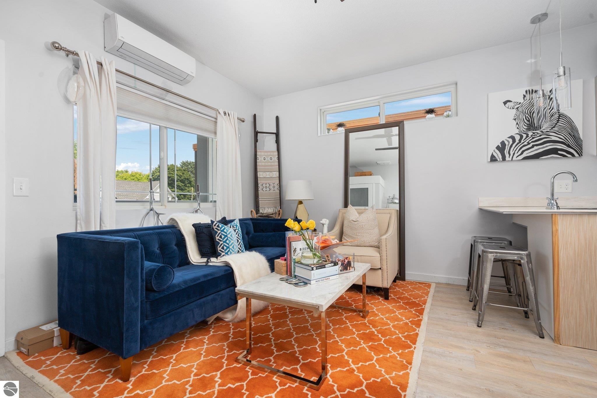 918 W Third Street # 8 Unit: 1-5, 7,8