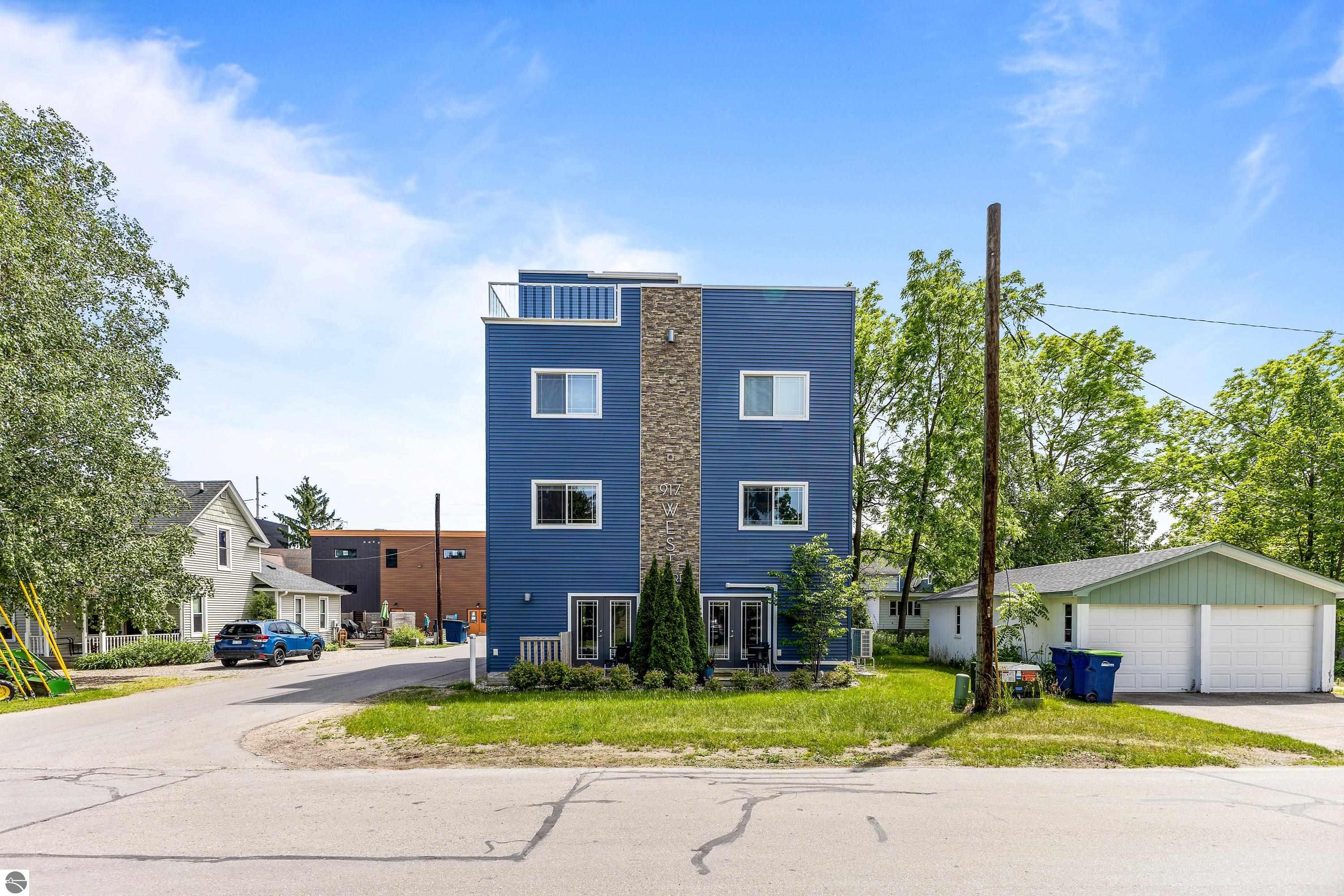 918 W Third Street # 8 Unit: 1-5, 7,8