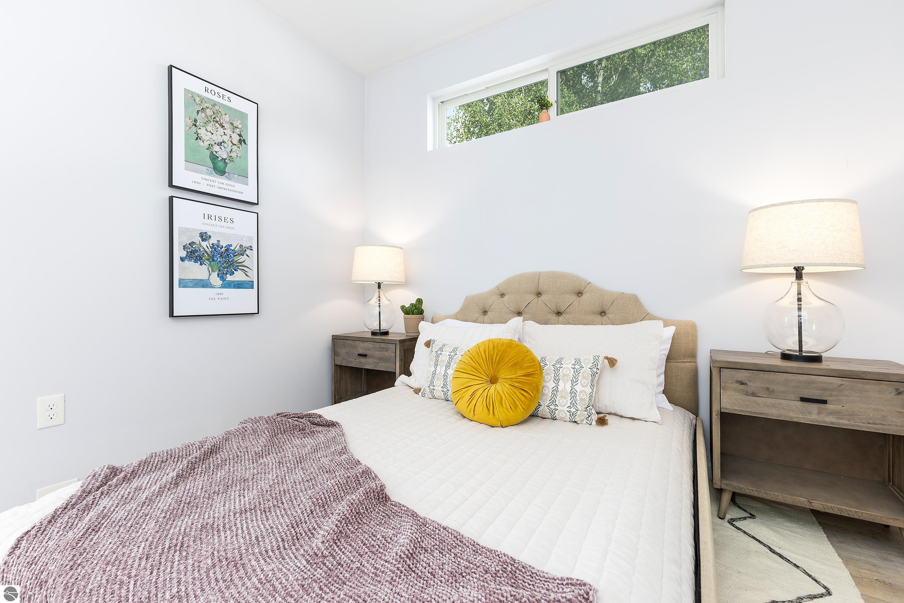 918 W Third Street # 8 Unit: 1-5, 7,8