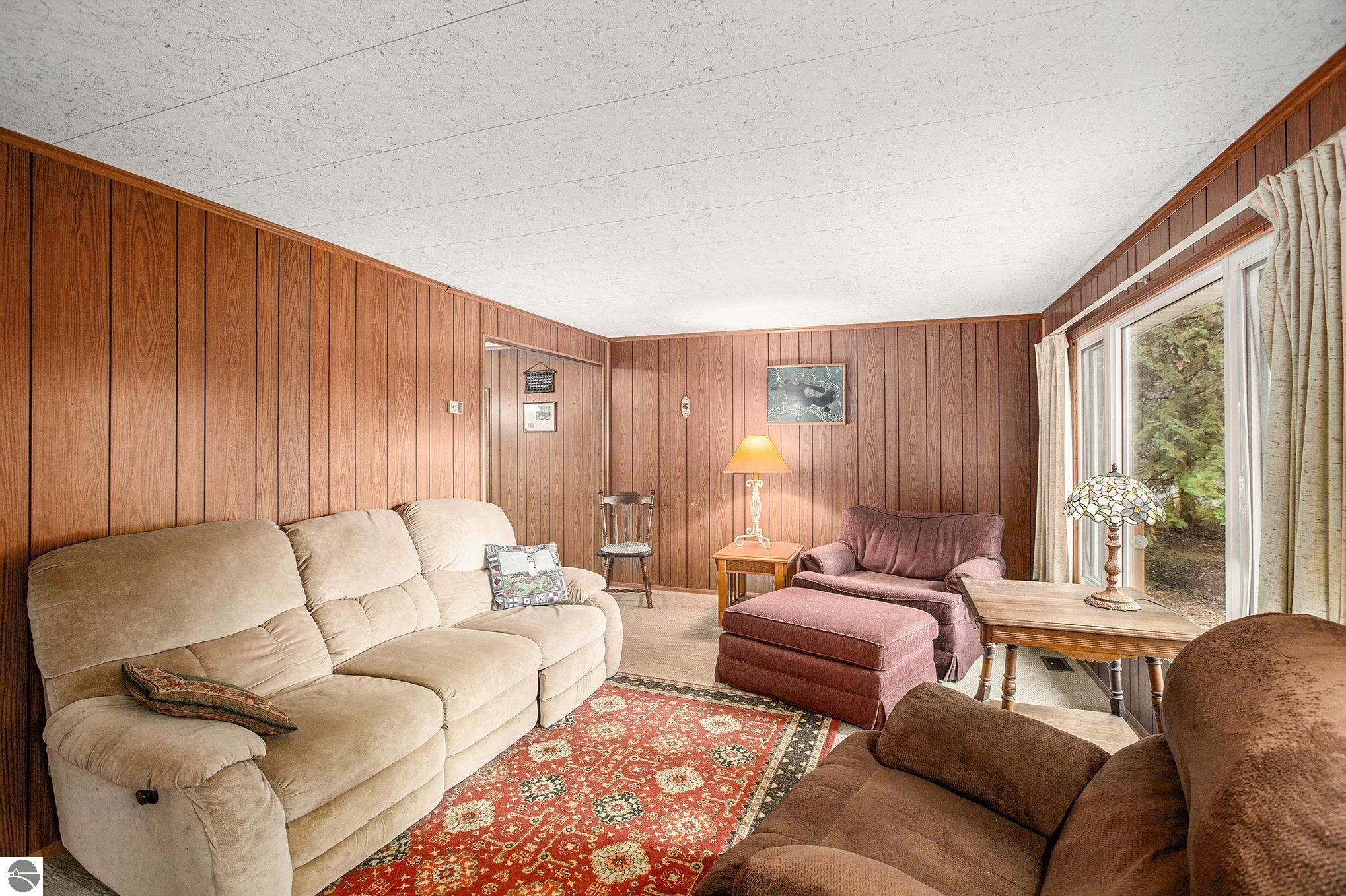 10643 White Pine Road