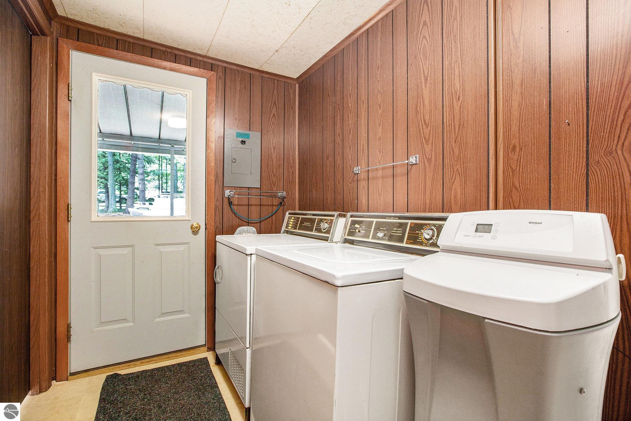 10643 White Pine Road